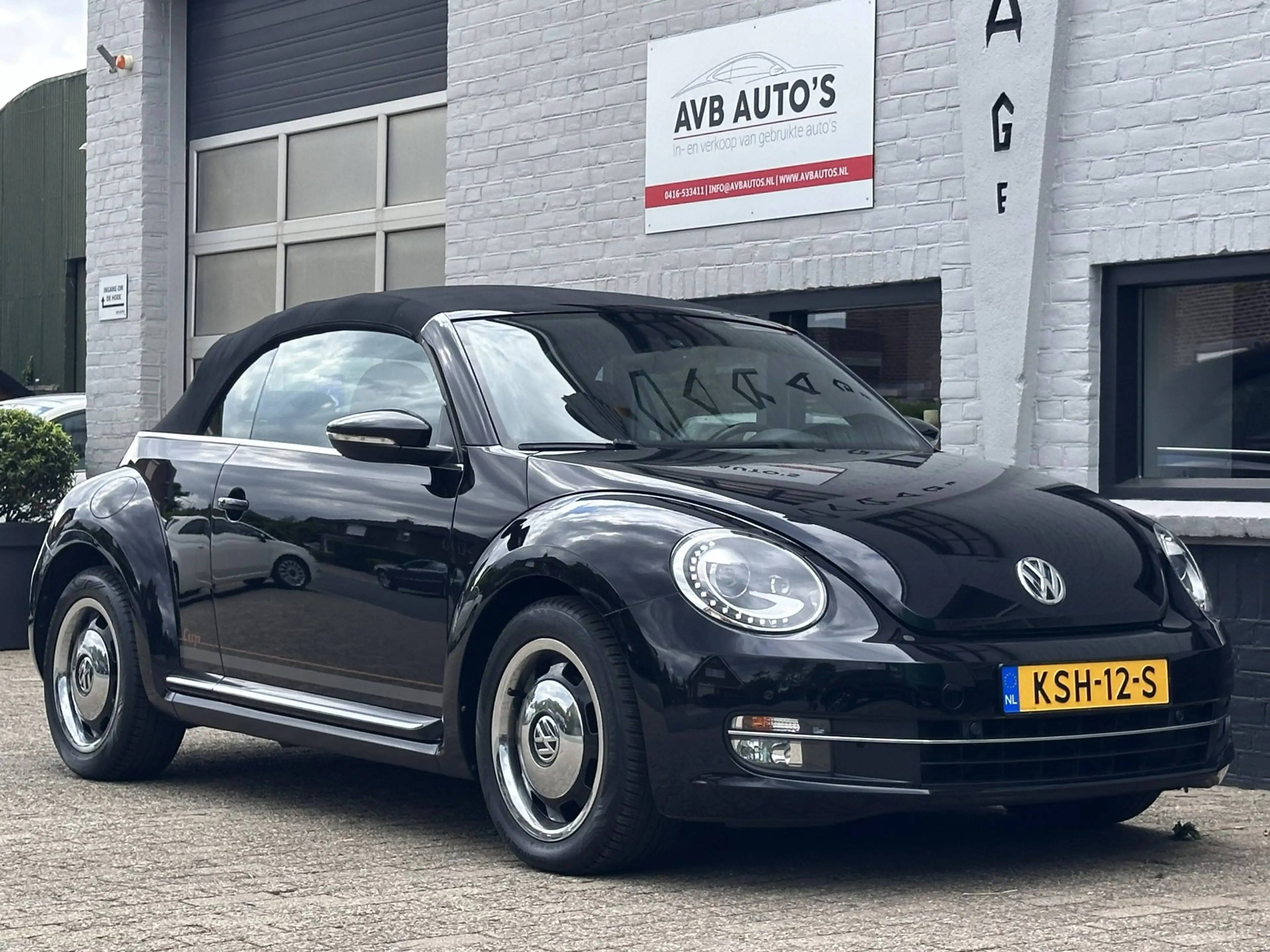 Volkswagen Beetle Cabriolet 1.2 TSI Cup Clima PDC Navi Cruise — photo 9