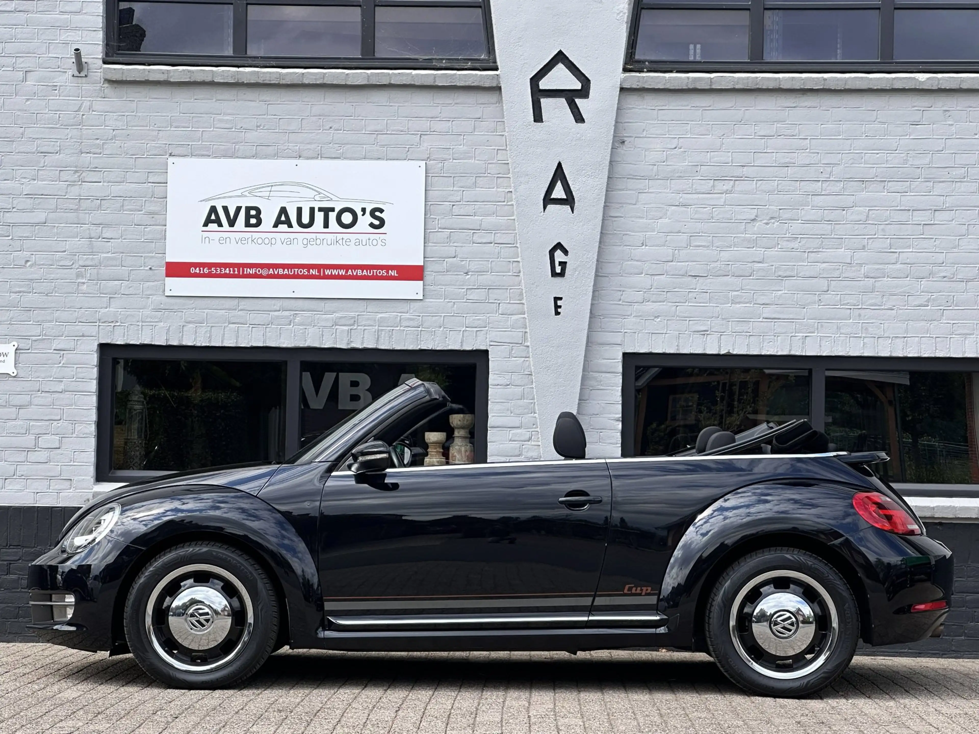 Volkswagen Beetle Cabriolet 1.2 TSI Cup Clima PDC Navi Cruise — photo 2