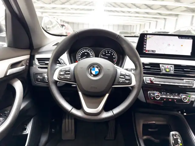 BMW X1 view 10