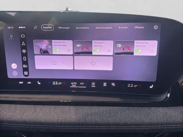 Audi E-Tron view 14