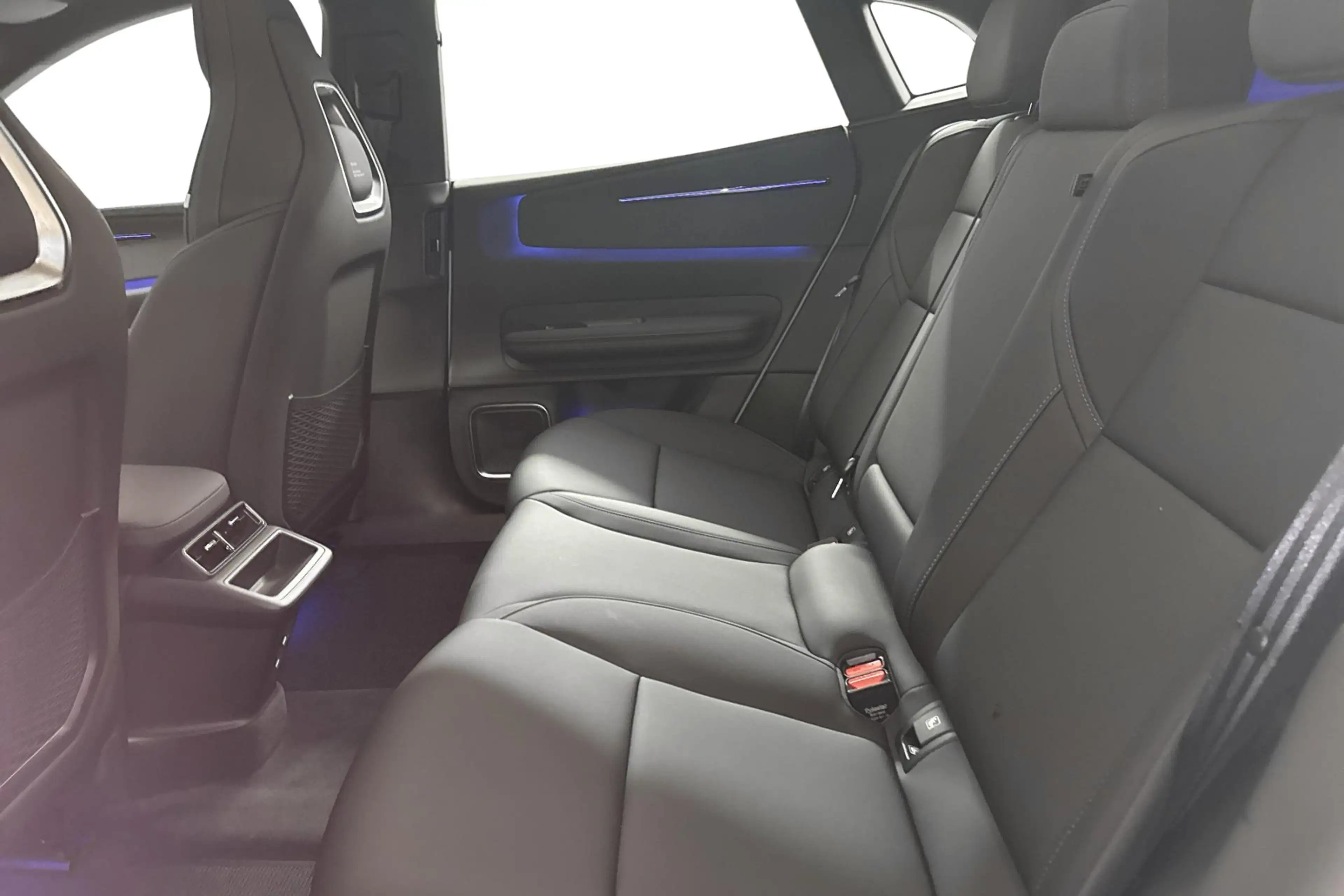 Polestar 4 Long Range Single motor — photo 7