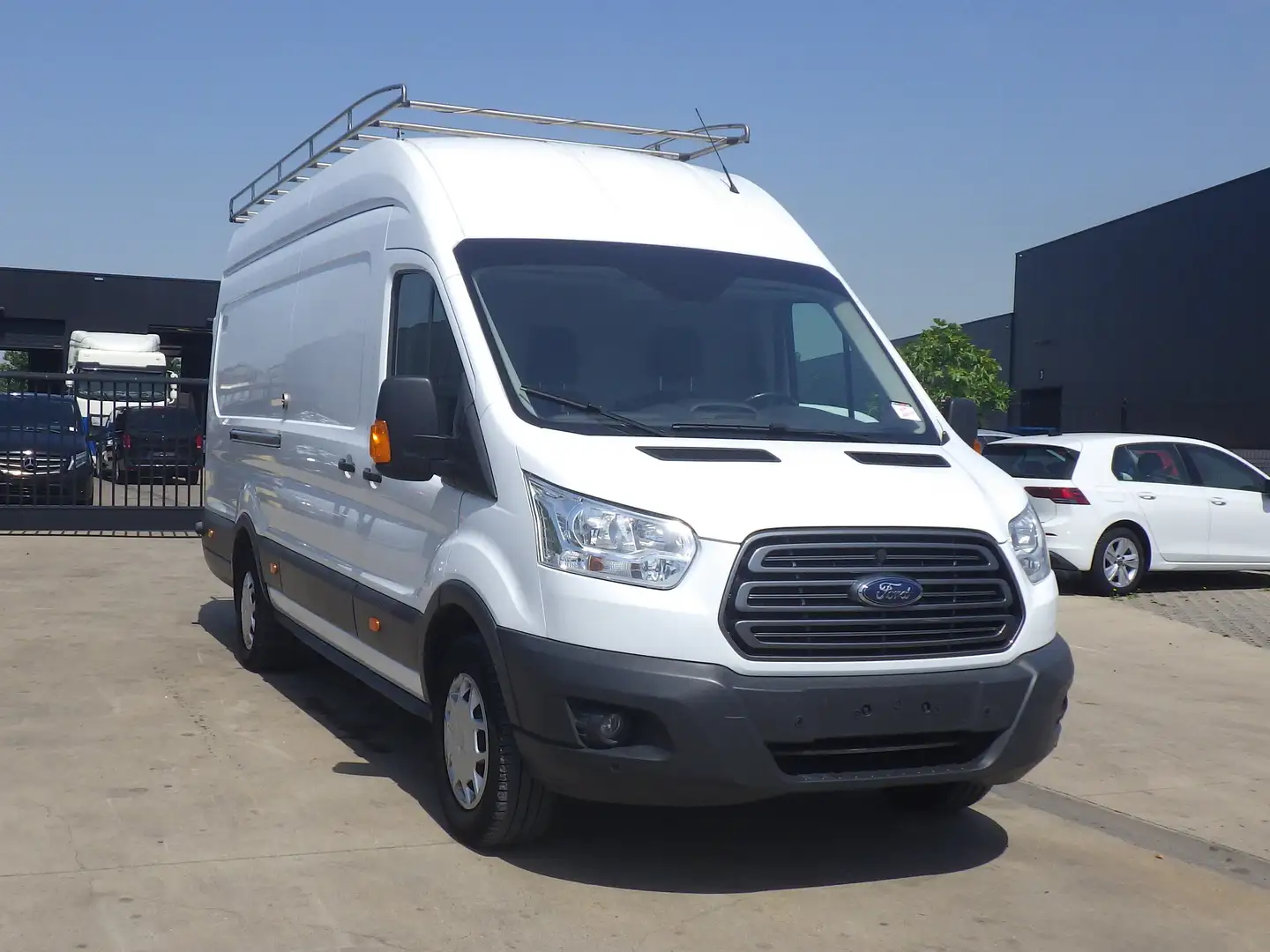 Ford Transit (Stock ID 43739) Blanc - 1