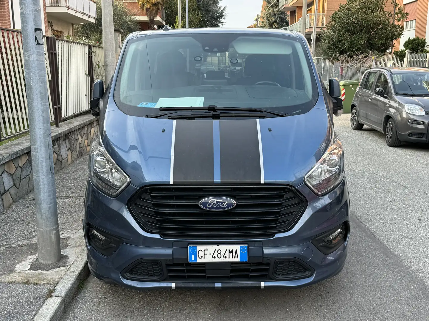 Ford Tourneo Custom Sport Niebieski - 1