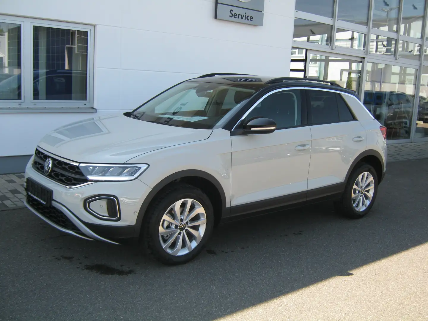 Volkswagen T-Roc Life DSG/ACC/Kessy/Kamera/LED/Sitzh./Klimatr./Alu Gris - 2