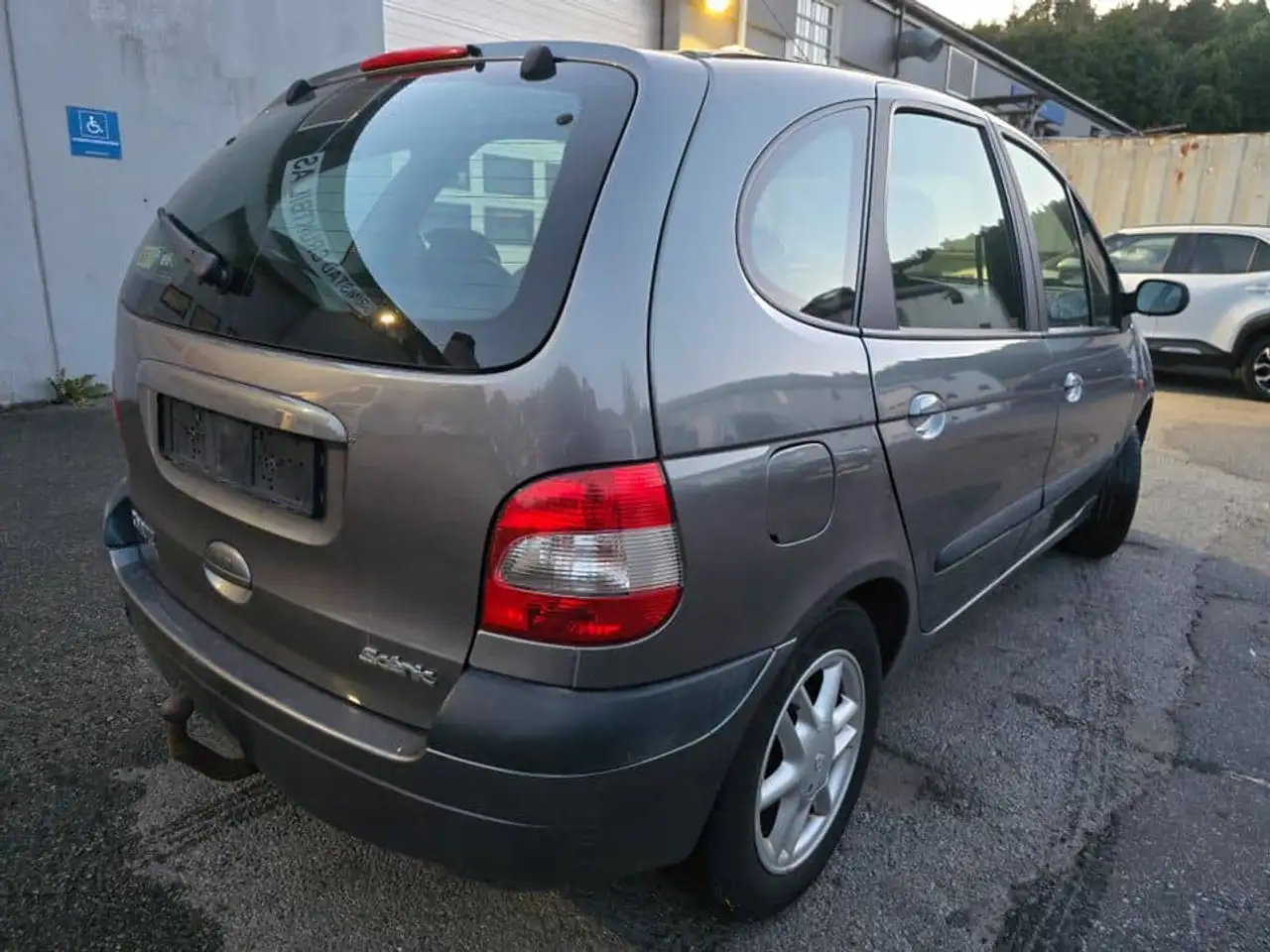 Renault Scenic ScÃ©nic 1.8i 16V Expression
