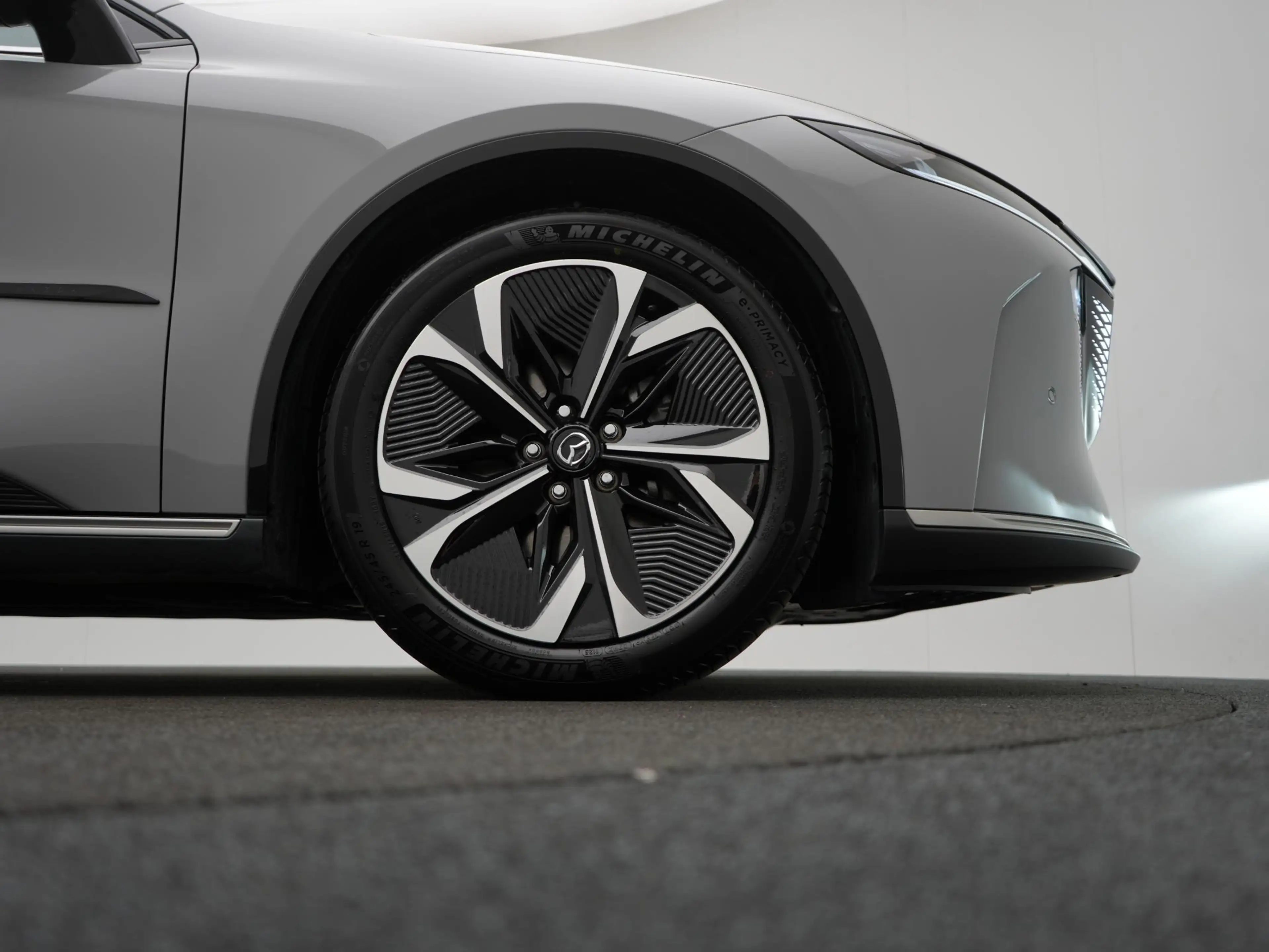 Mazda 6e EV Takumi Plus Long Range 80 kWh : dealer onderhou — photo 9