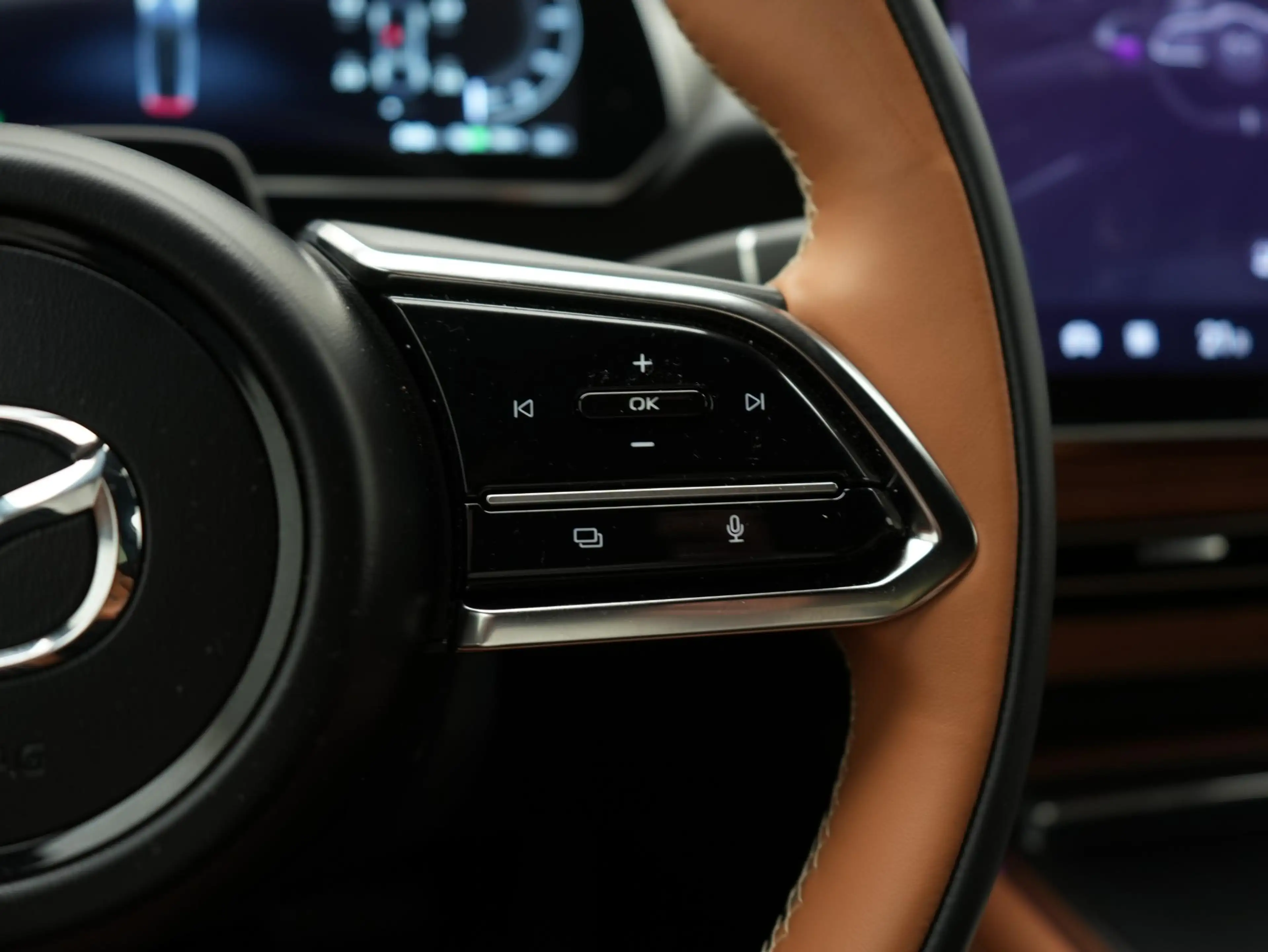 Mazda 6e EV Takumi Plus Long Range 80 kWh : dealer onderhou — photo 31