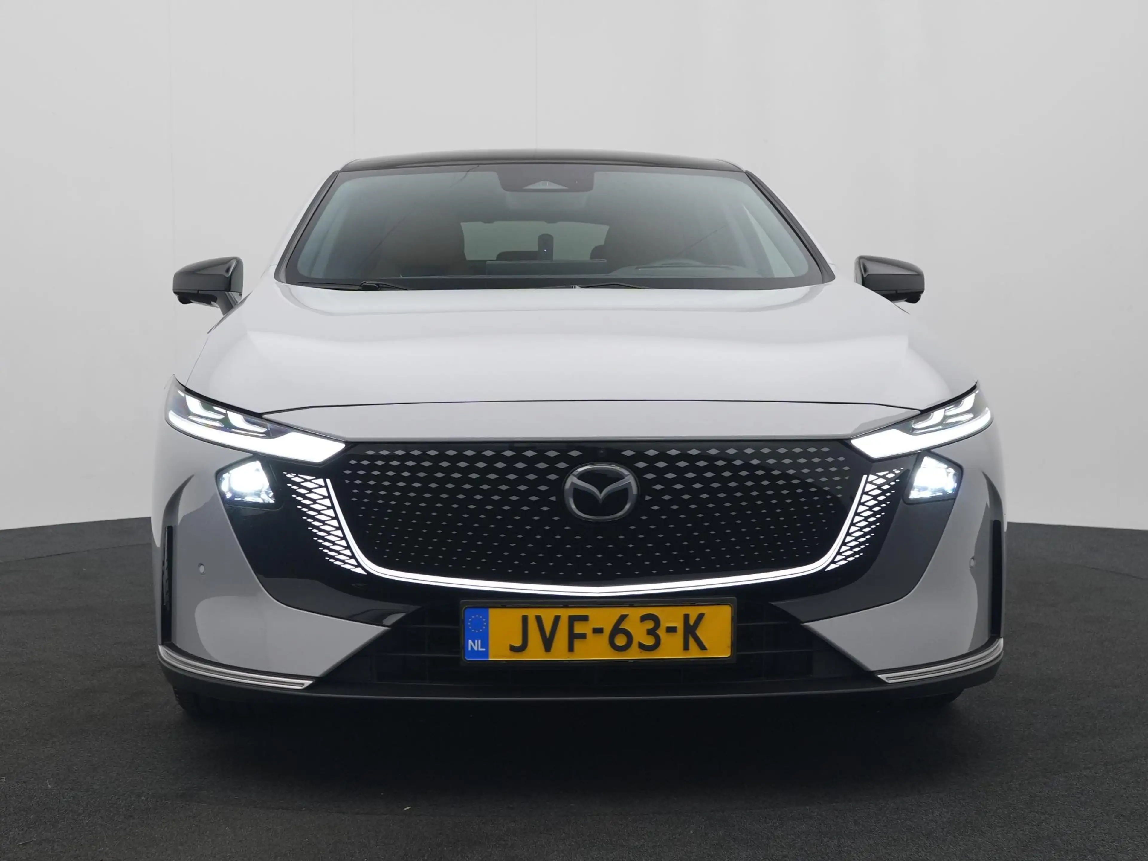 Mazda 6e EV Takumi Plus Long Range 80 kWh : dealer onderhou — photo 8