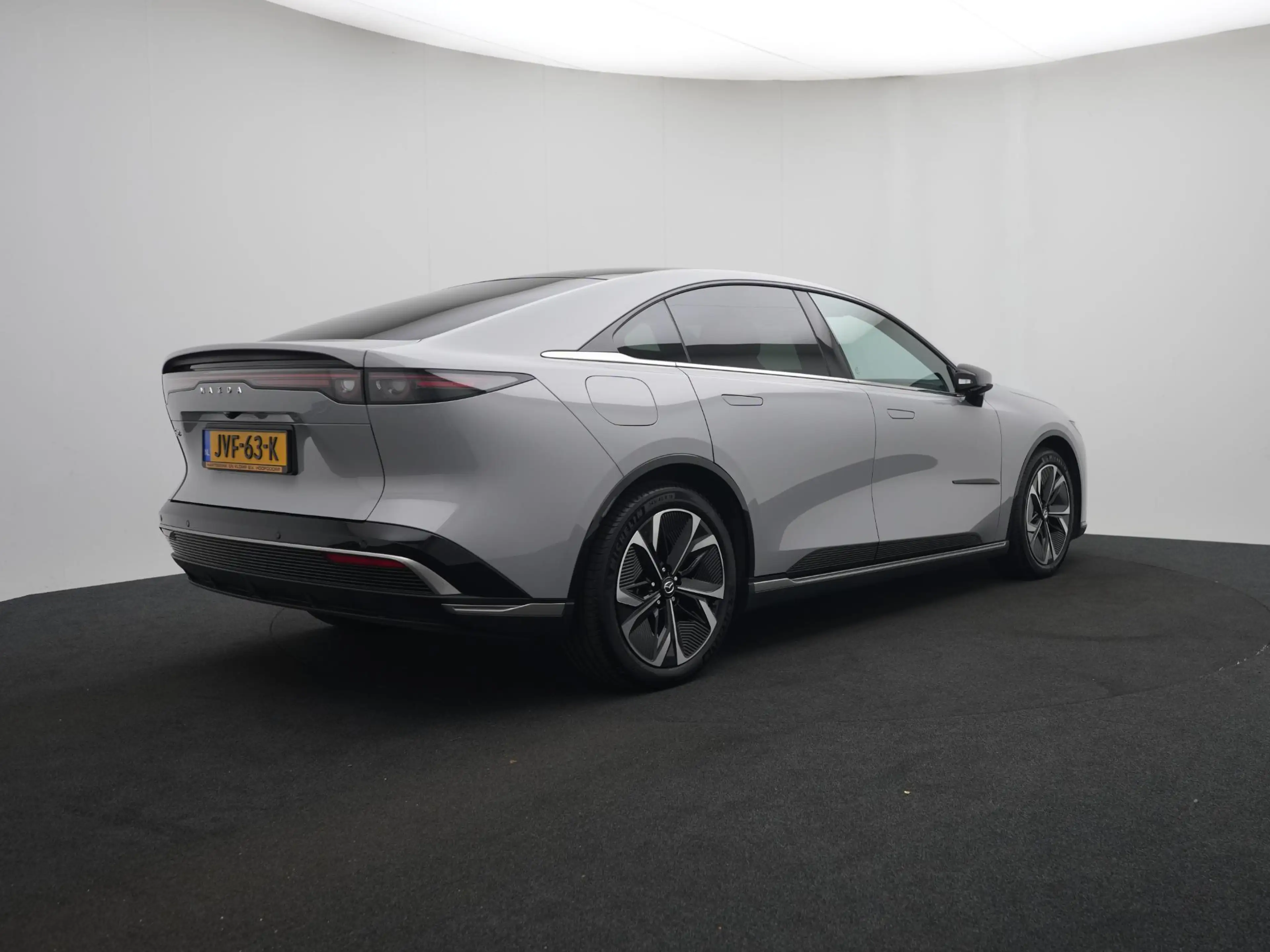 Mazda 6e EV Takumi Plus Long Range 80 kWh : dealer onderhou — photo 5