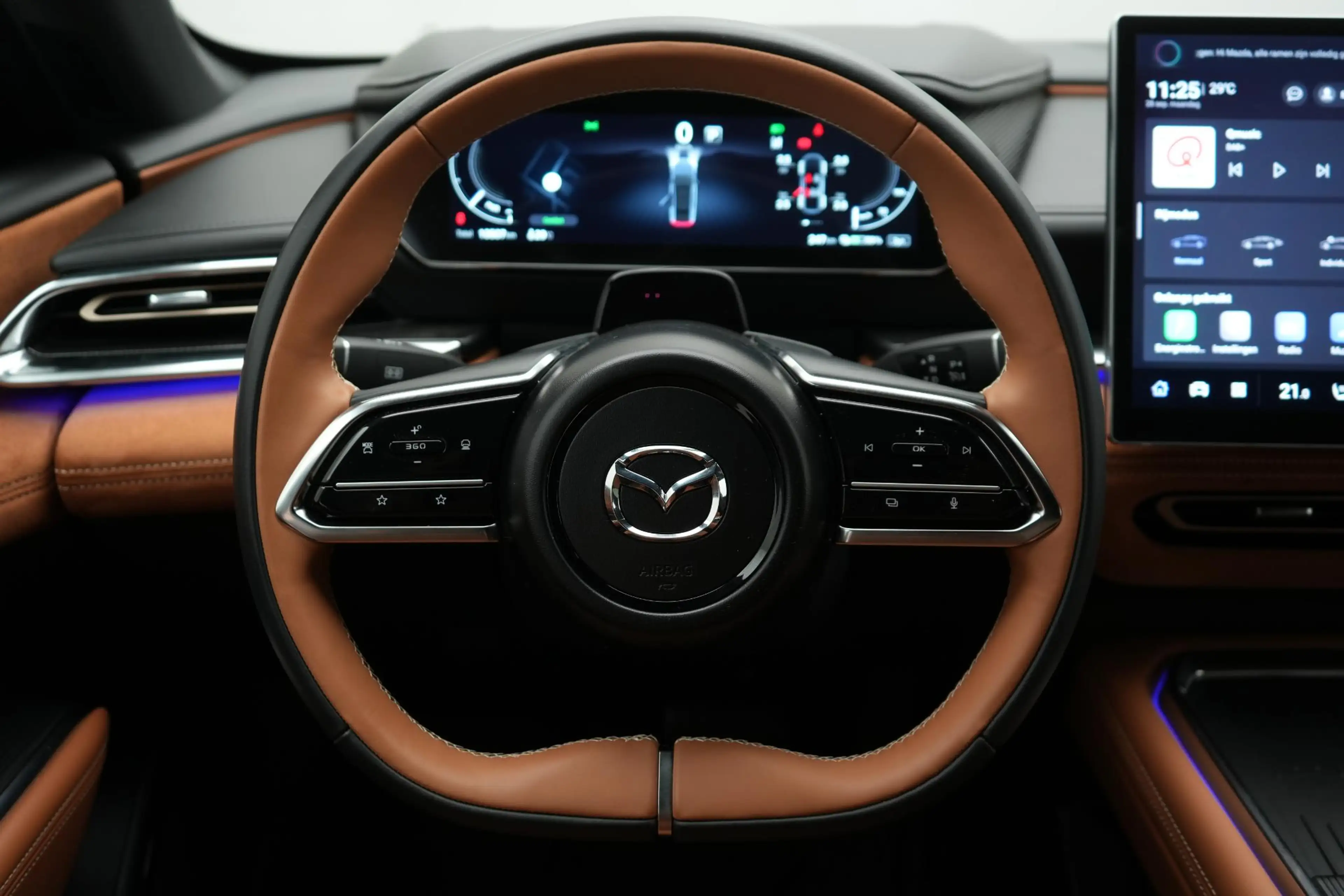 Mazda 6e EV Takumi Plus Long Range 80 kWh : dealer onderhou — photo 29
