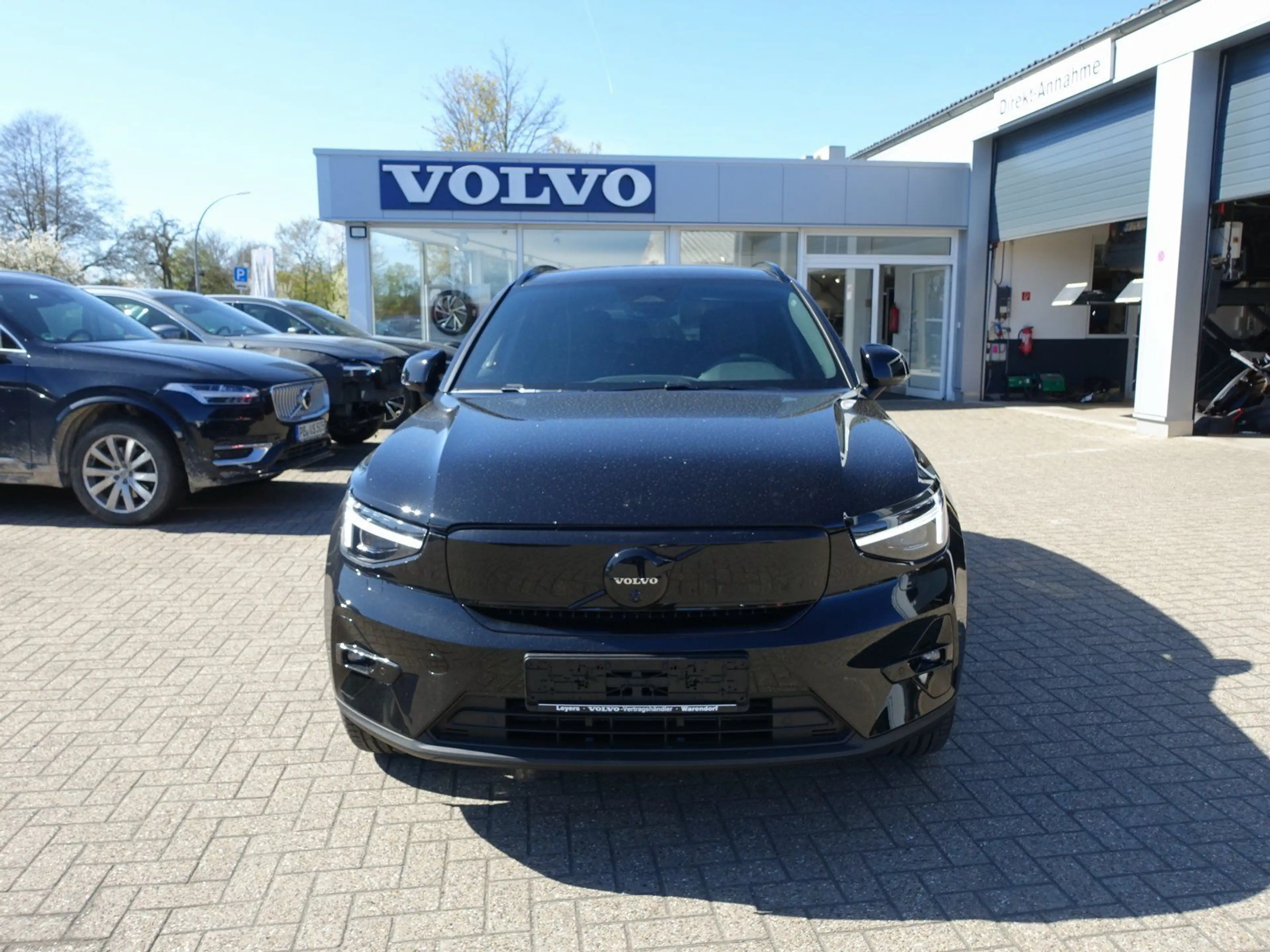 Volvo EX40 Black Edition Single Extended Range/H&K/360 — photo 7