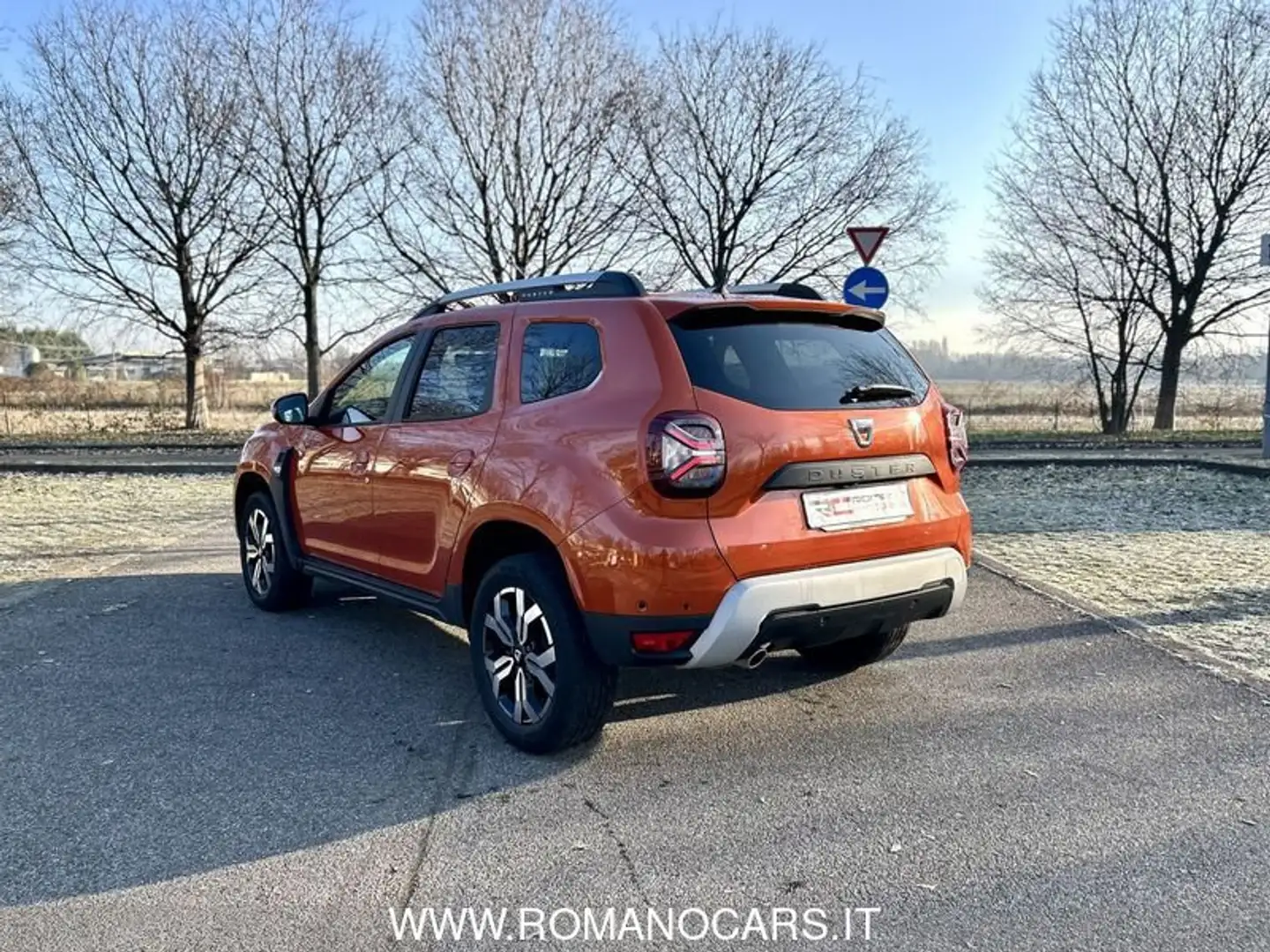 Dacia Duster 1.0 TCe GPL 100 CV Prestige Arancione - 2