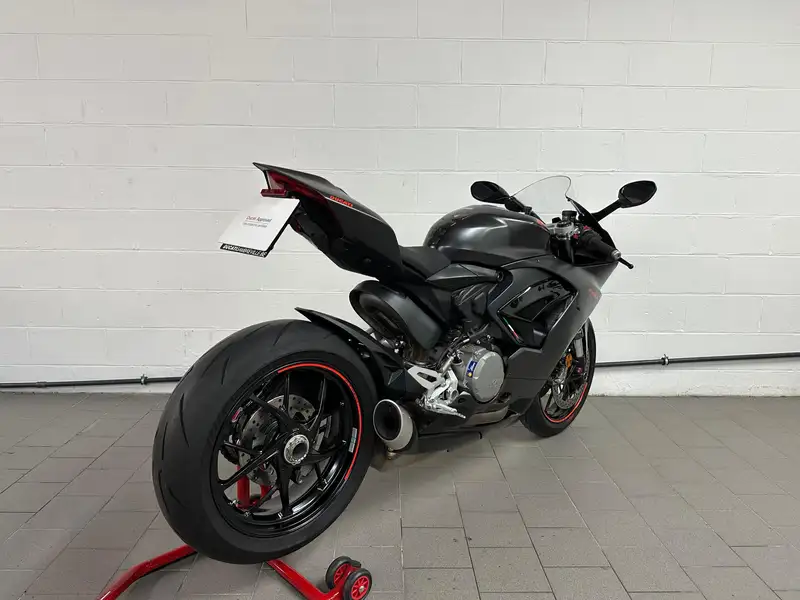 Ducati Panigale V2 - foto 3