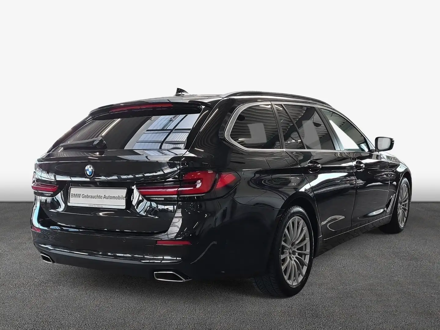 BMW 520 d xDrive LED DAB RFK AHK Shz uvm. Siyah - 2