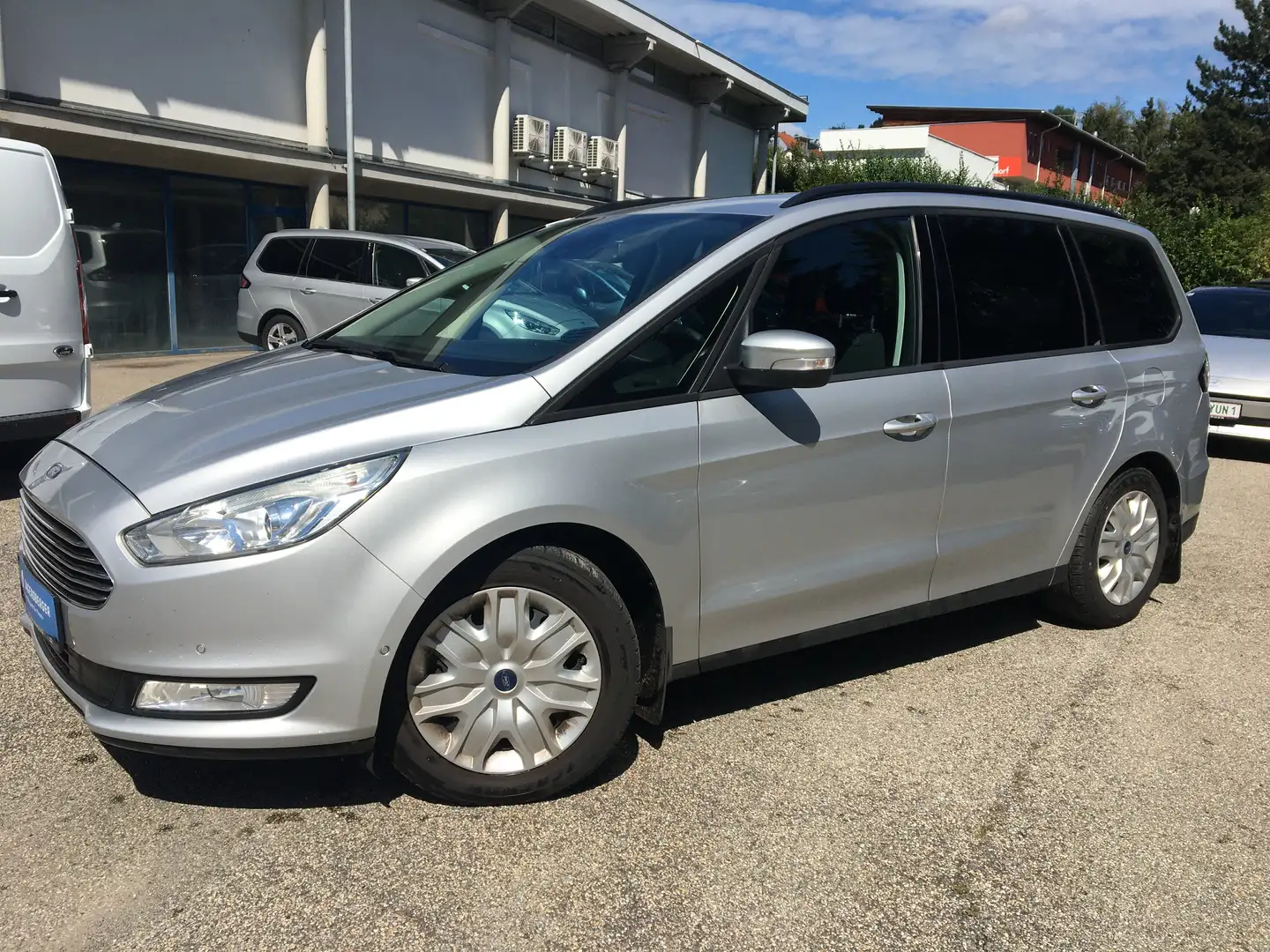 Ford Galaxy 2,0 TDCi Trend Start/Stop Silber - 1