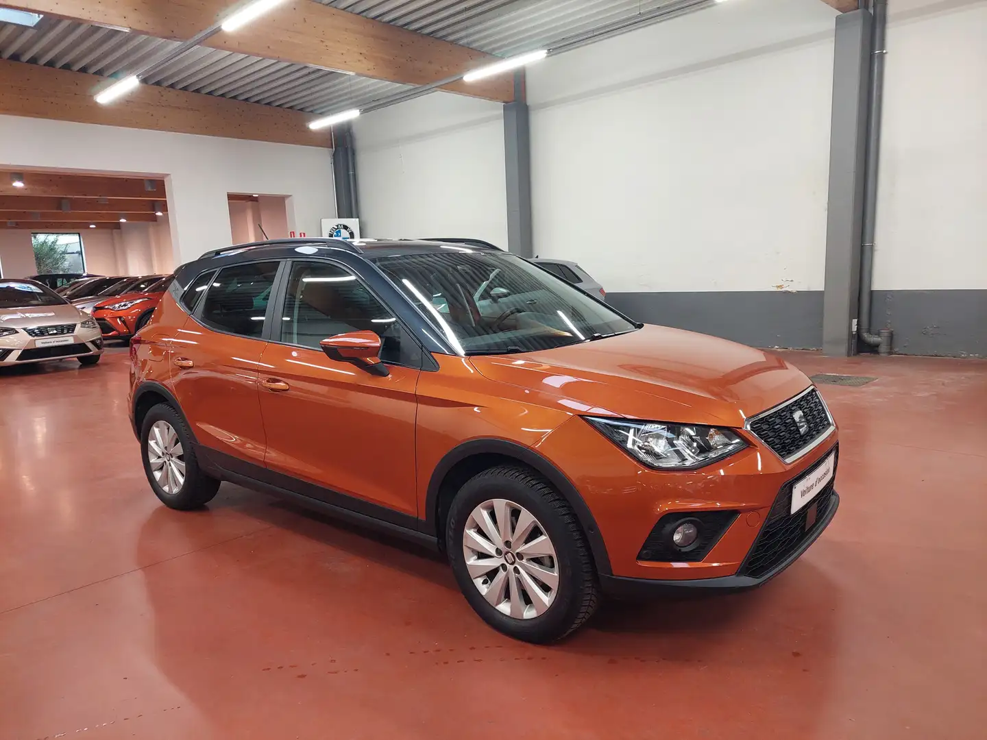 SEAT Arona 1.6 TDi - NAVI - Cuir/alcantara - CarPLAY - PDC Orange - 1