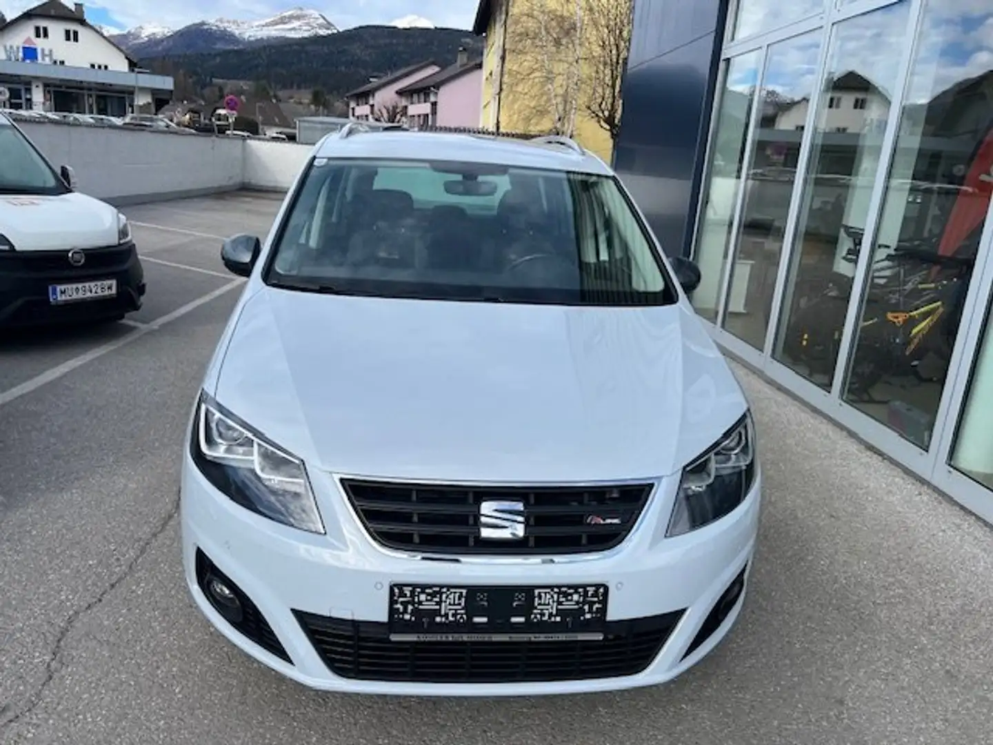 SEAT Alhambra FR 2,0 TDI DSG 4WD Diesel Allrad *121.000km* Grau - 2