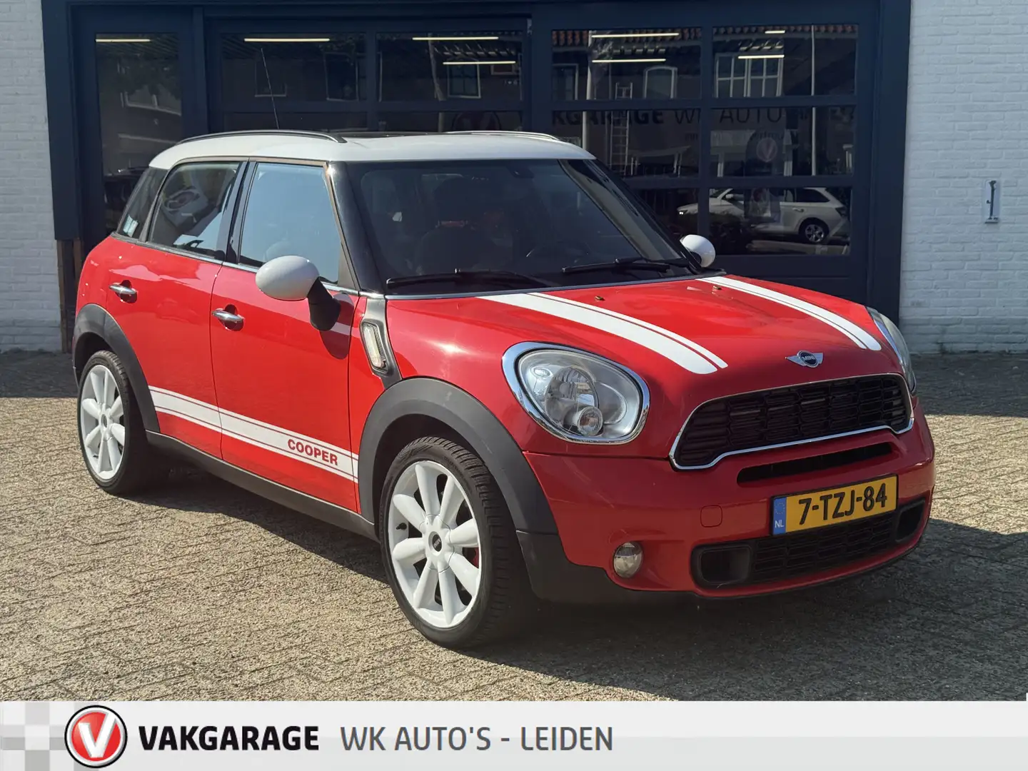 MINI Cooper S Countryman Mini 1.6 Chili - Red Hot - schuif/kantel dak - key Červená - 1
