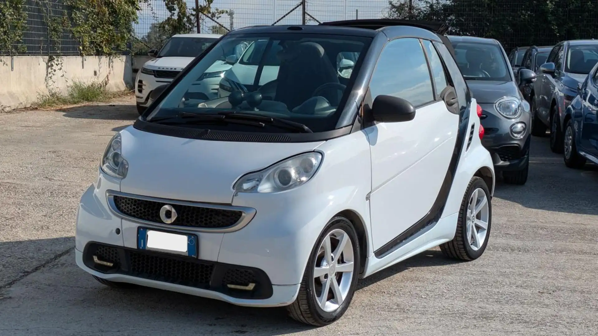 smart forTwo CABRIO 1.0cc 71cv AUTO Bianco - 2