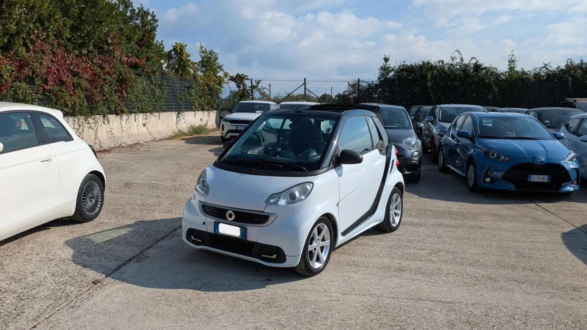 smart forTwo CABRIO 1.0cc 71cv AUTO Bianco - 1