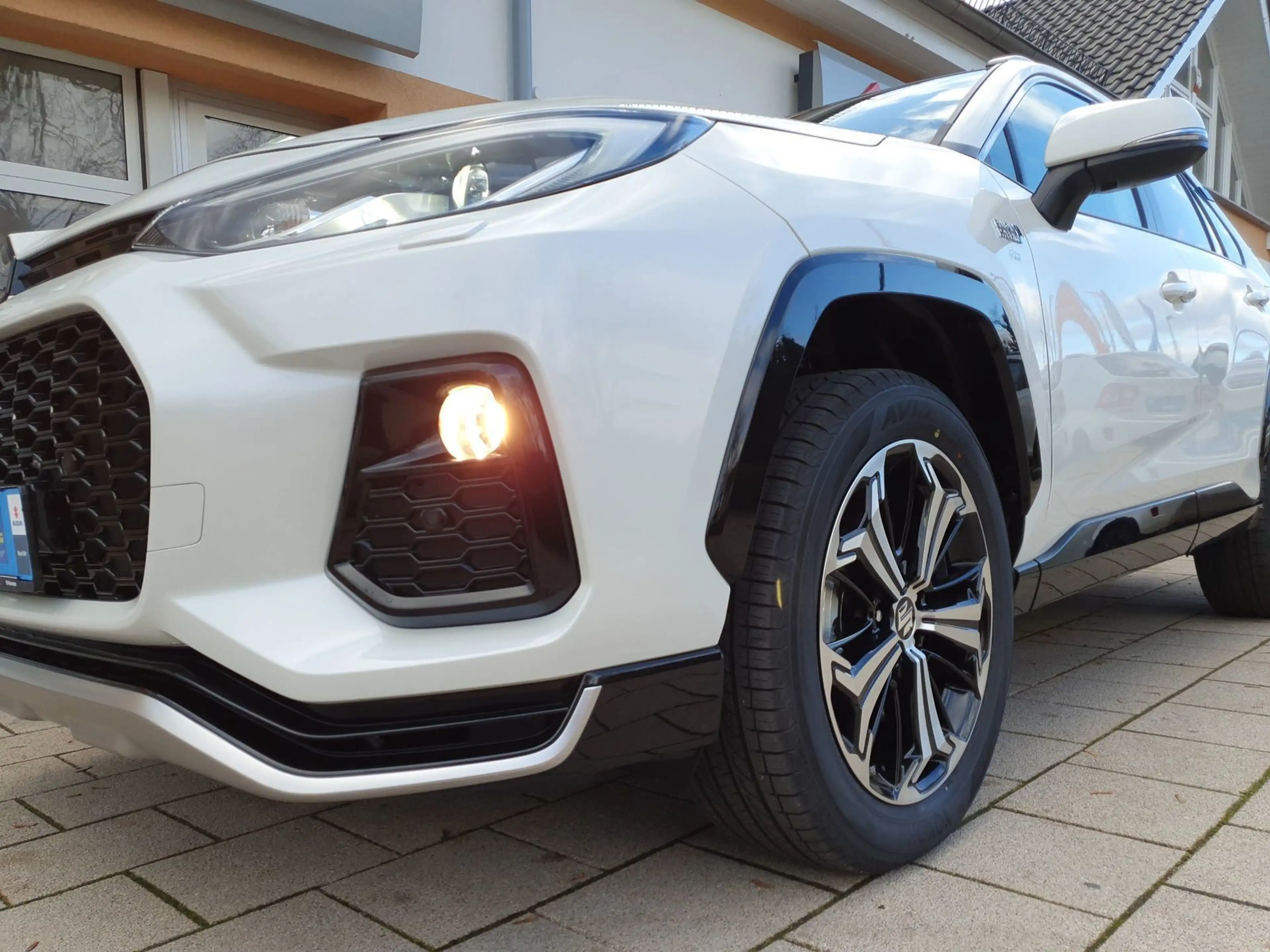 Suzuki Across 2.5 Plug-In Hybrid Vorführwagen — photo 9