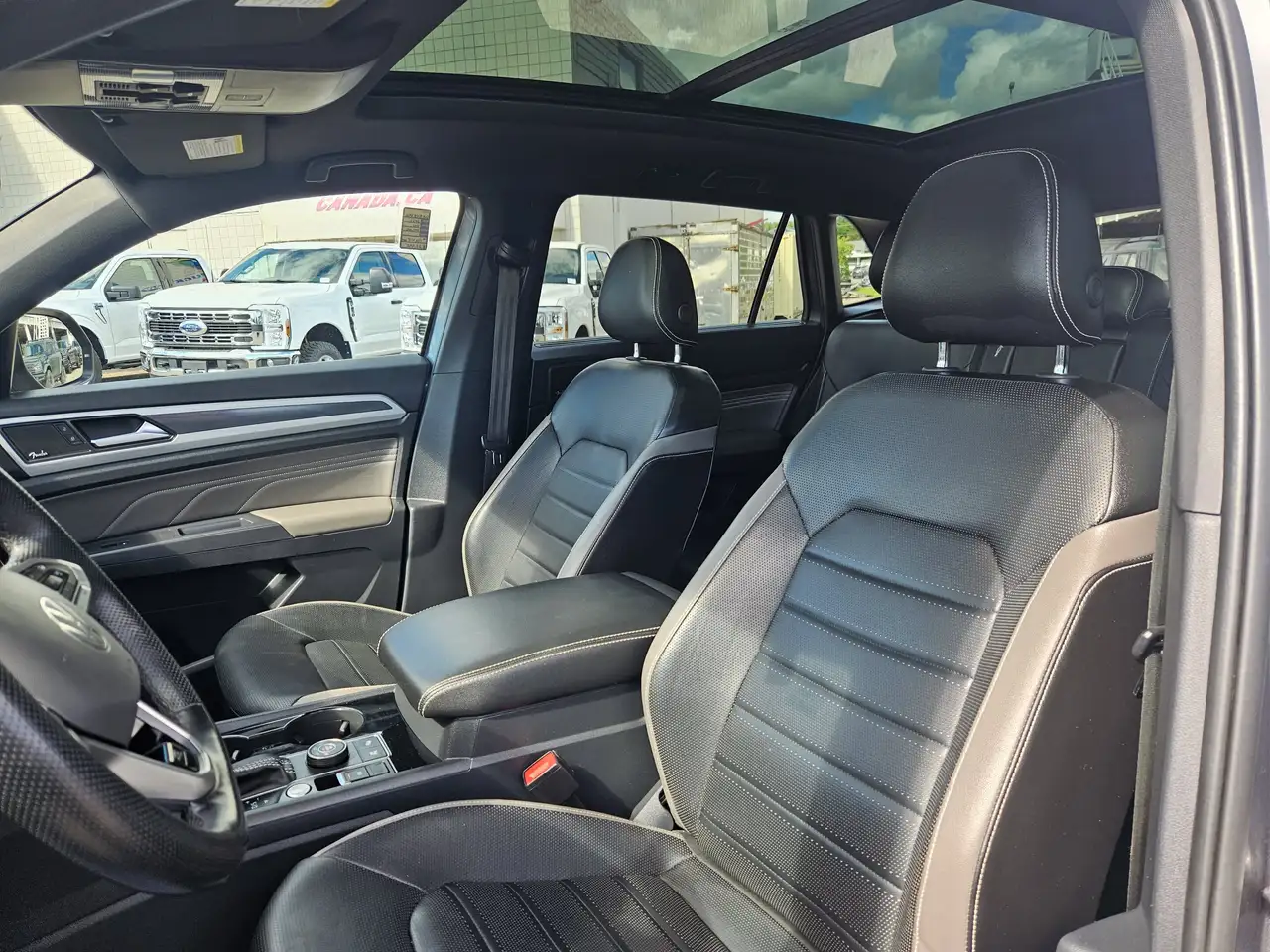 Volkswagen Atlas снимка Volkswagen Atlas