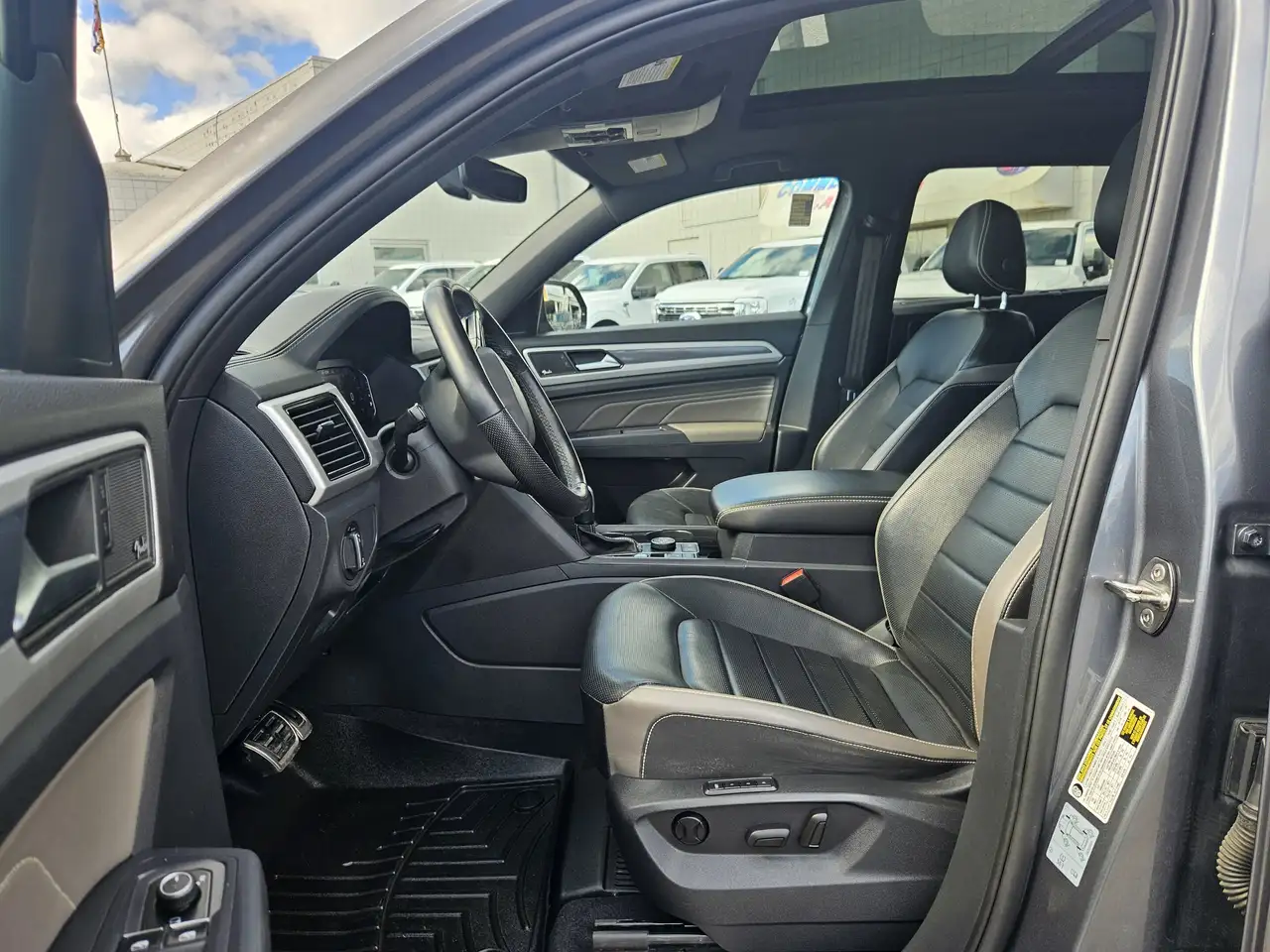 Volkswagen Atlas снимка Volkswagen Atlas