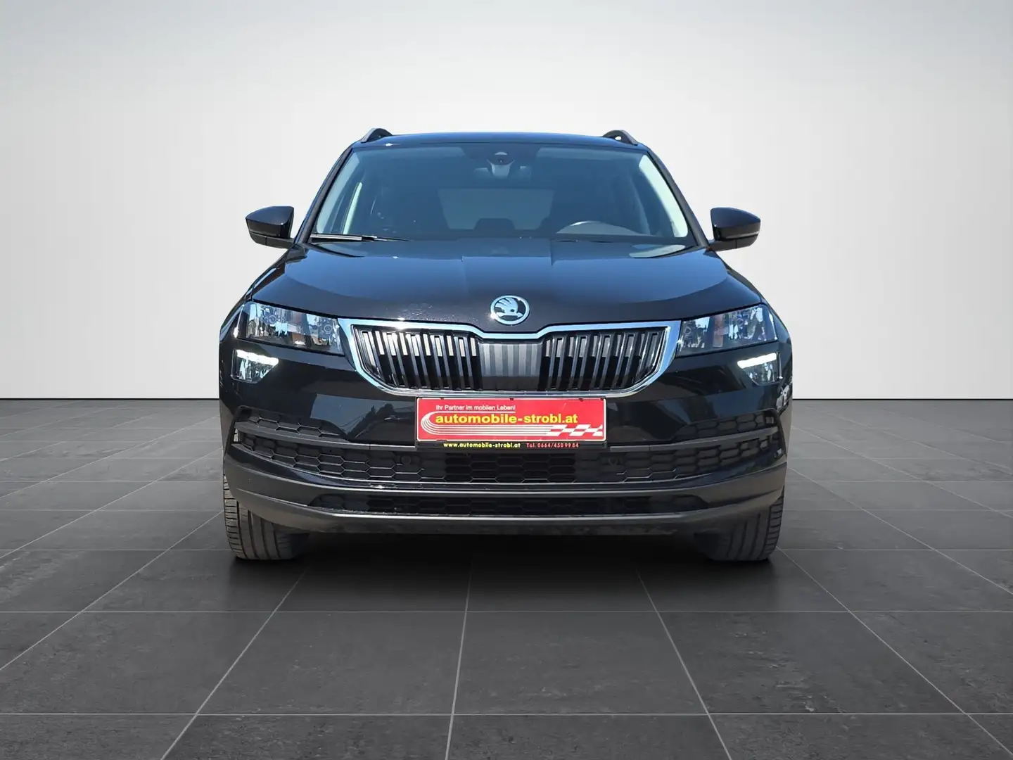Skoda Karoq TDI Virt.C ACC AHV Fekete - 2