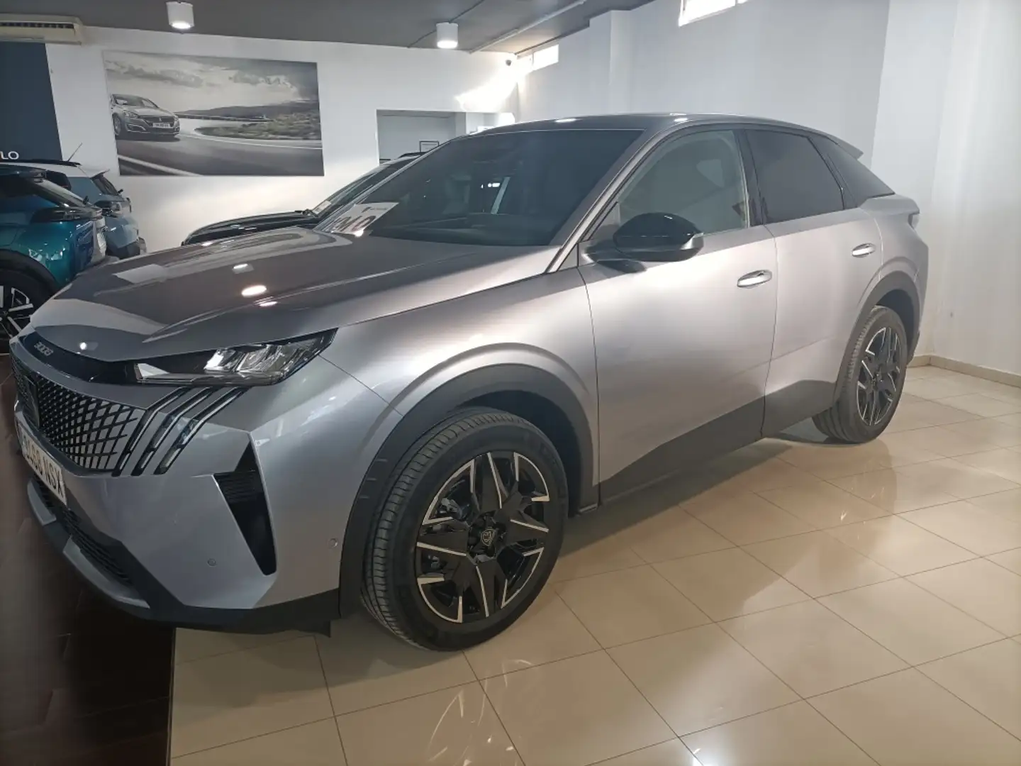 Peugeot 3008 Hybrid Allure Exclusive eDCS6 145 Gris - 1