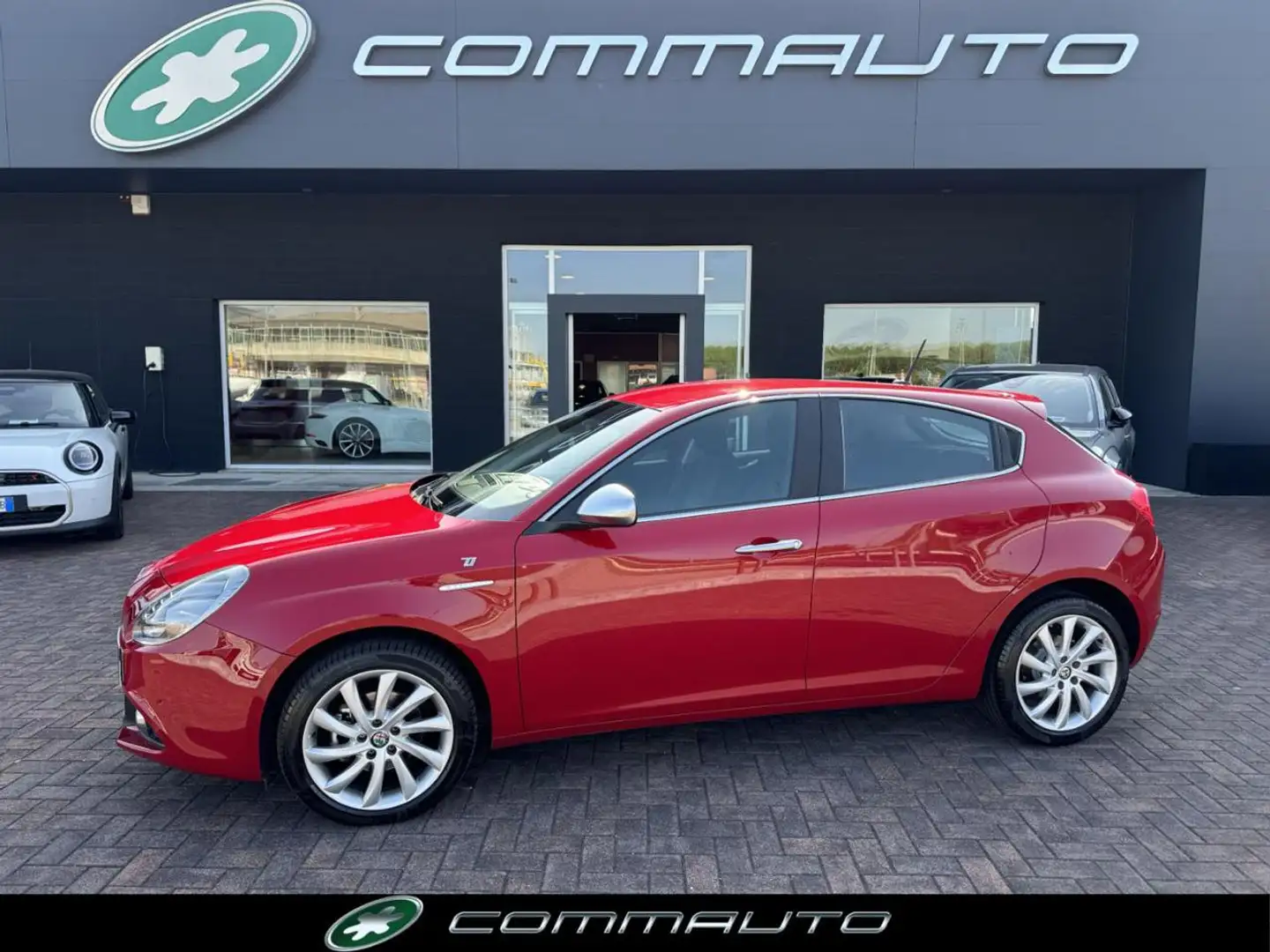Alfa Romeo Giulietta 1.6 JTDm 120 CV Ti Rojo - 1