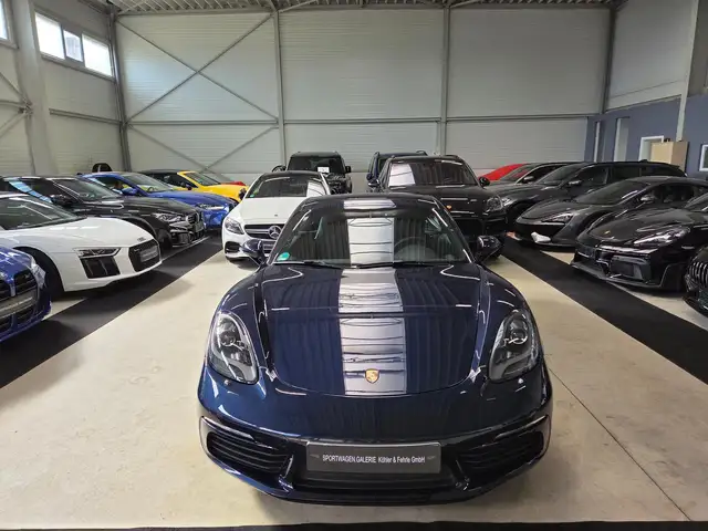 Porsche Cayman view 3