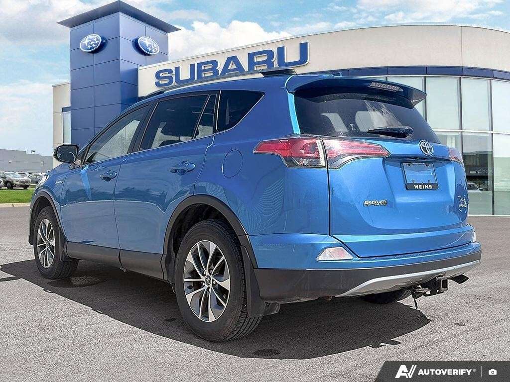 2017 Toyota RAV4 4dr LE+ — снимка 1