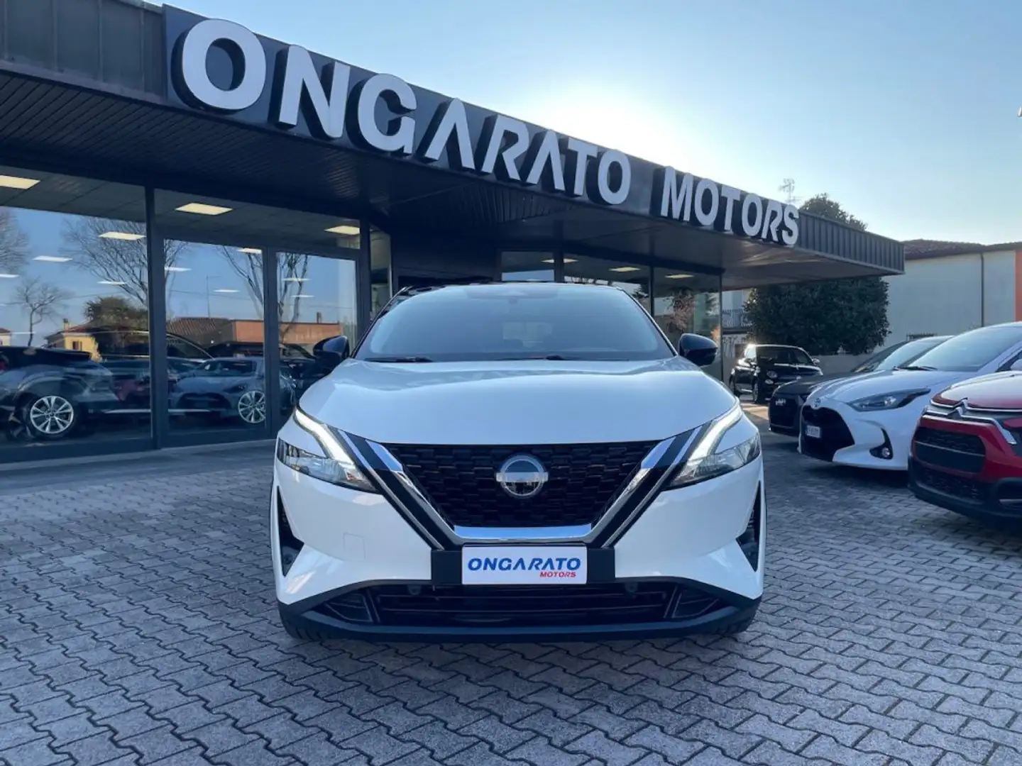 Nissan Qashqai MHEV 158 CV Xtronic N-Connecta Bianco - 2
