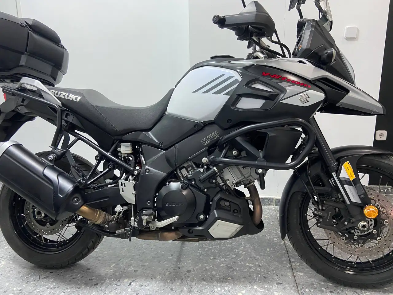 Suzuki V-Strom 1000