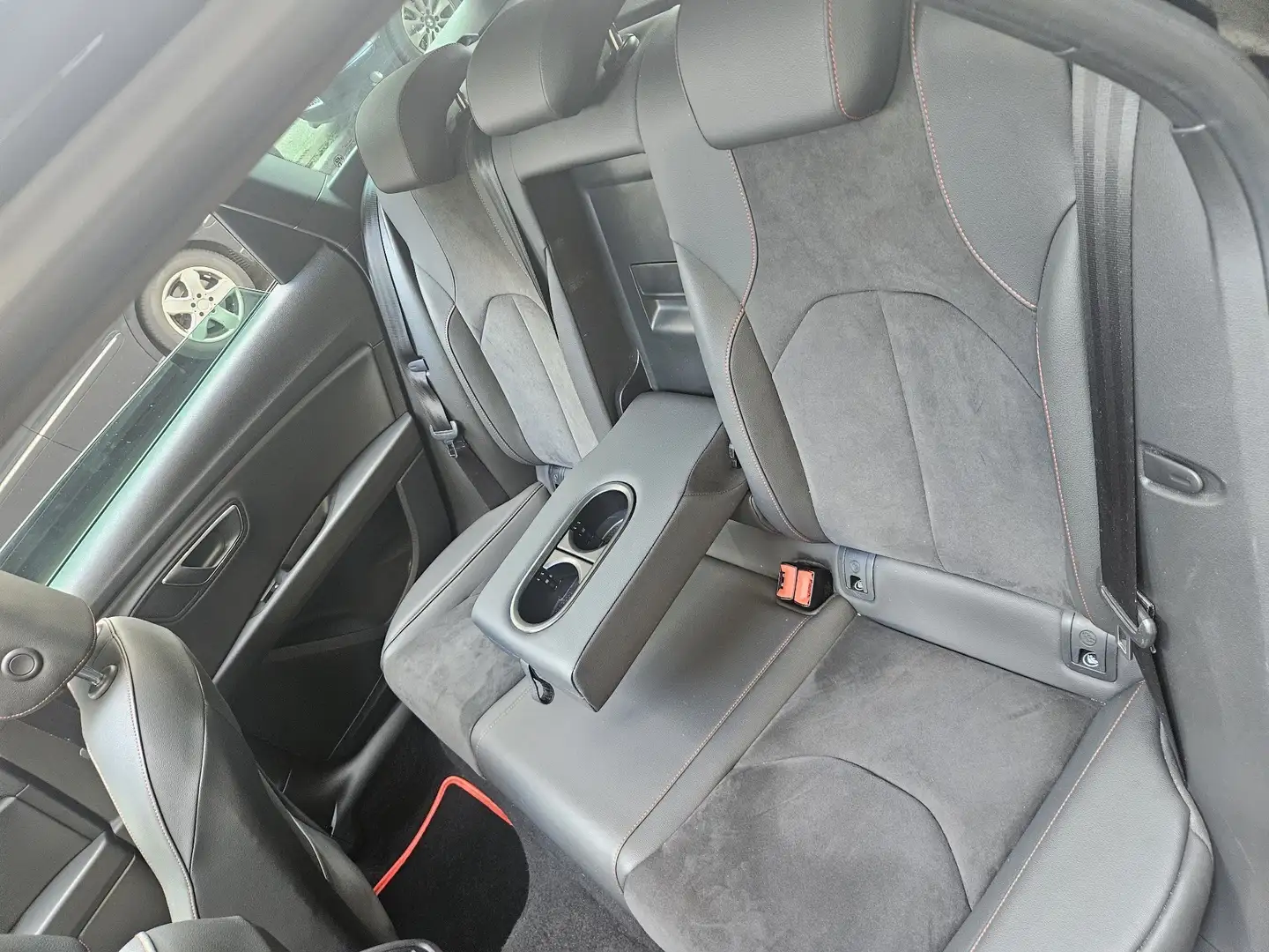 SEAT Leon León ST 2.0TDI CR S&S FR 184 - 2