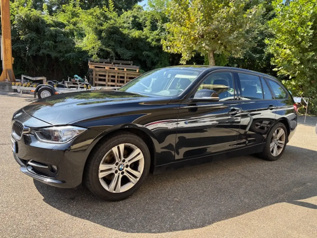 BMW 320