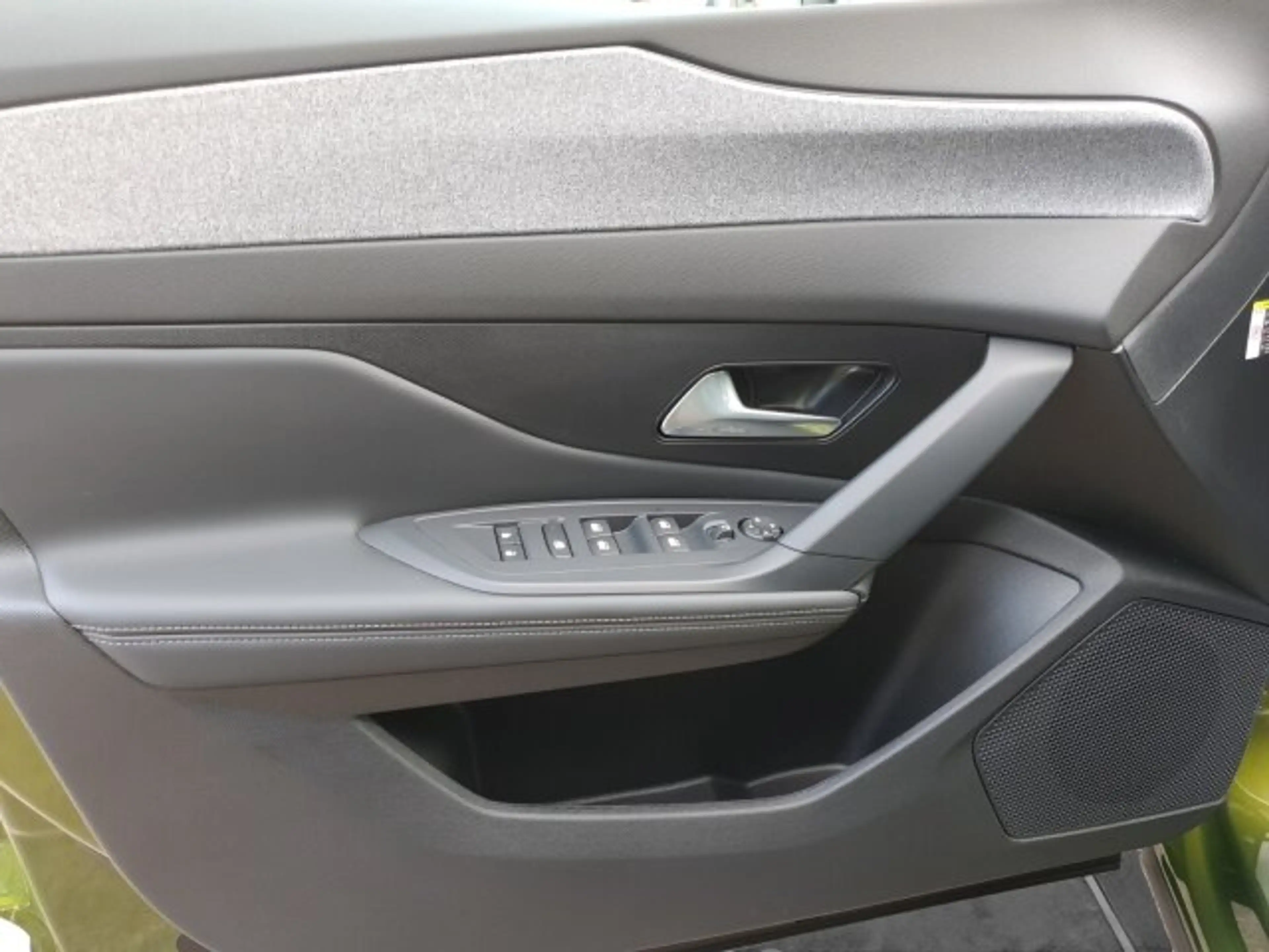Peugeot 408 408 Allure Business 145 +360°Kamera+SHZ+LHZ+ — photo 7