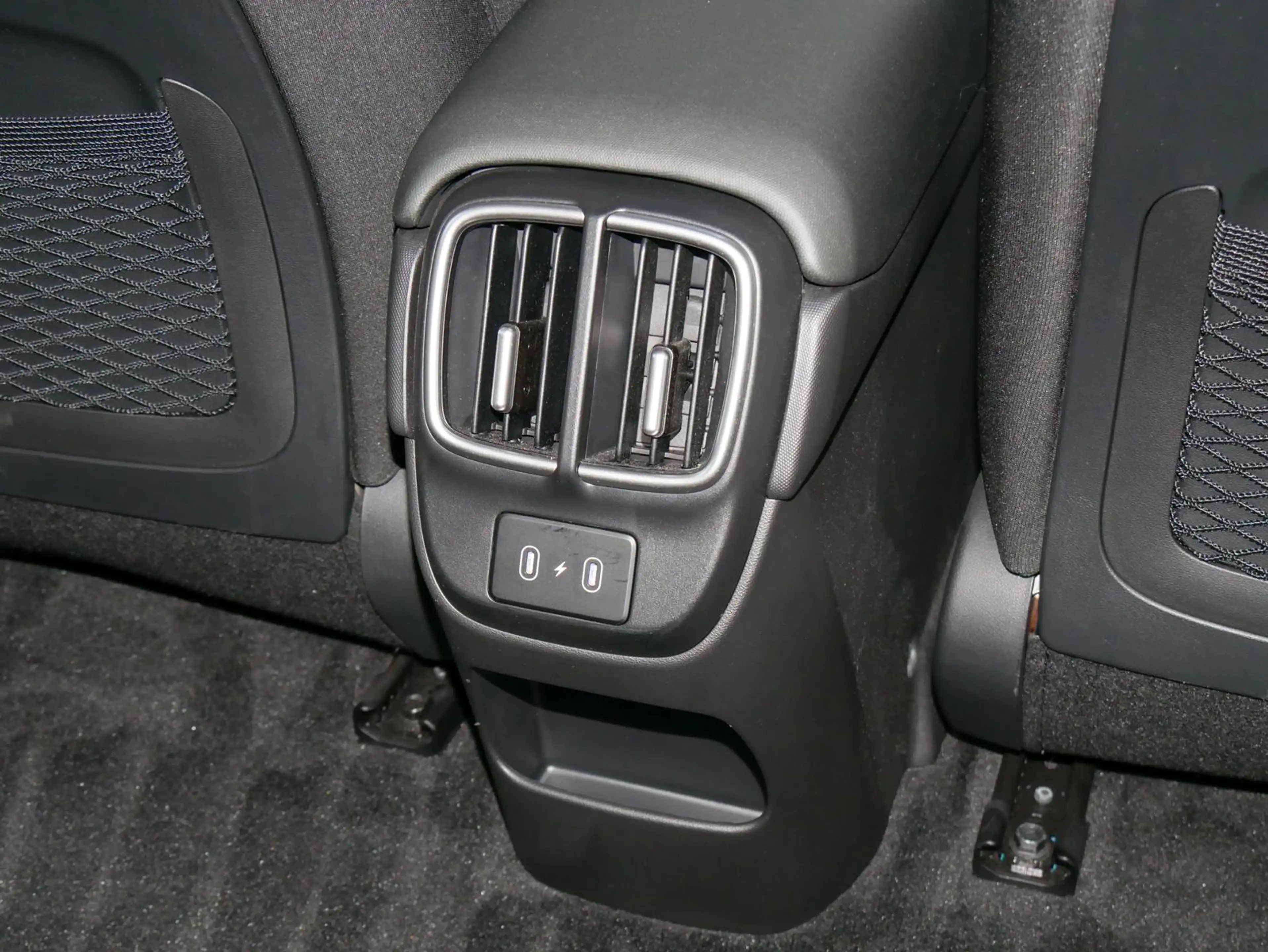 Hyundai IONIQ 6 IONIQ6 Heckantrieb 53kWh Batterie Basismodell — photo 18