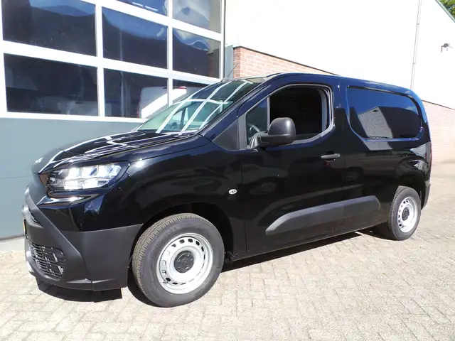 Toyota Proace City 1.5 D-4D Challenger | Carplay | Trekhaak | Enz |