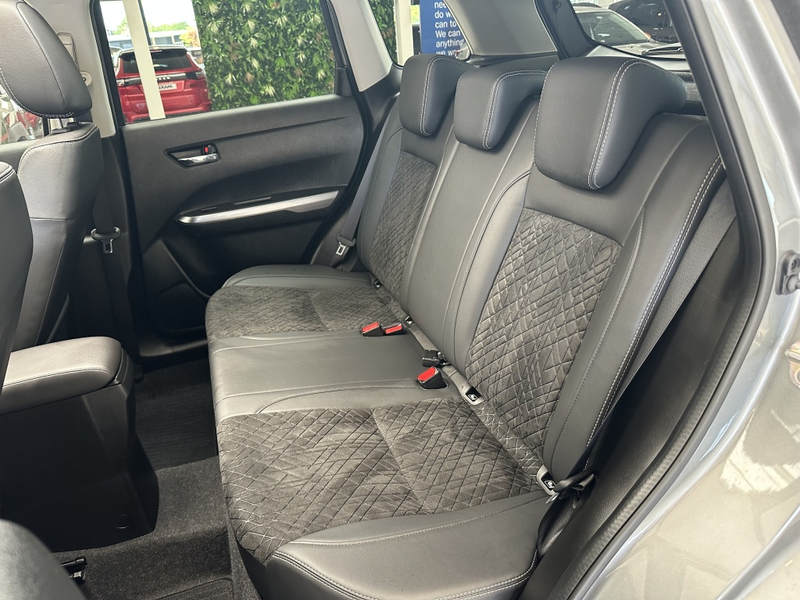 Suzuki Vitara 1.4 Boosterjet Style Hybride Allgrip [ ALL-SEASON — photo 6