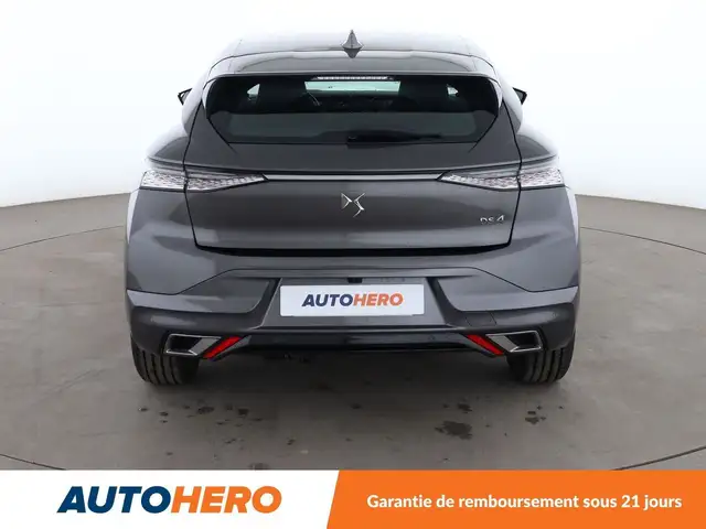DS Automobiles DS 4 view 5