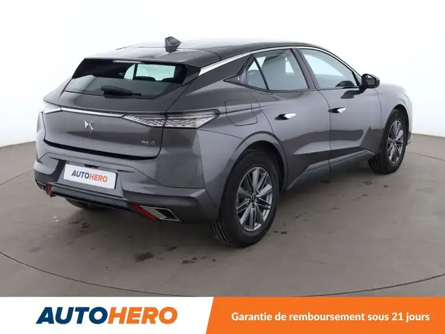 DS Automobiles DS 4 view 6