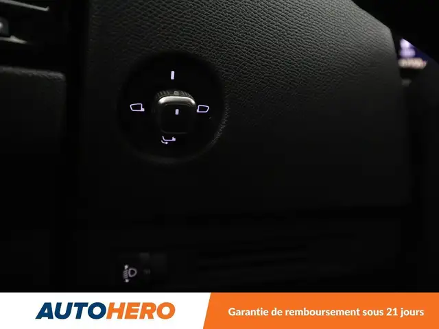 DS Automobiles DS 4 view 29