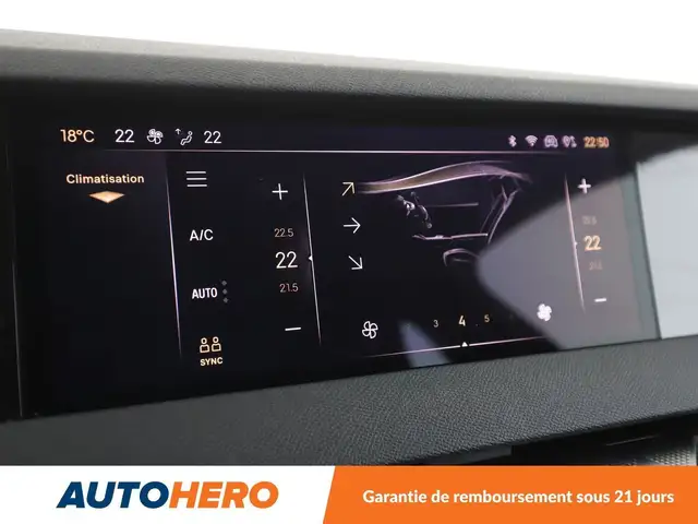 DS Automobiles DS 4 view 23