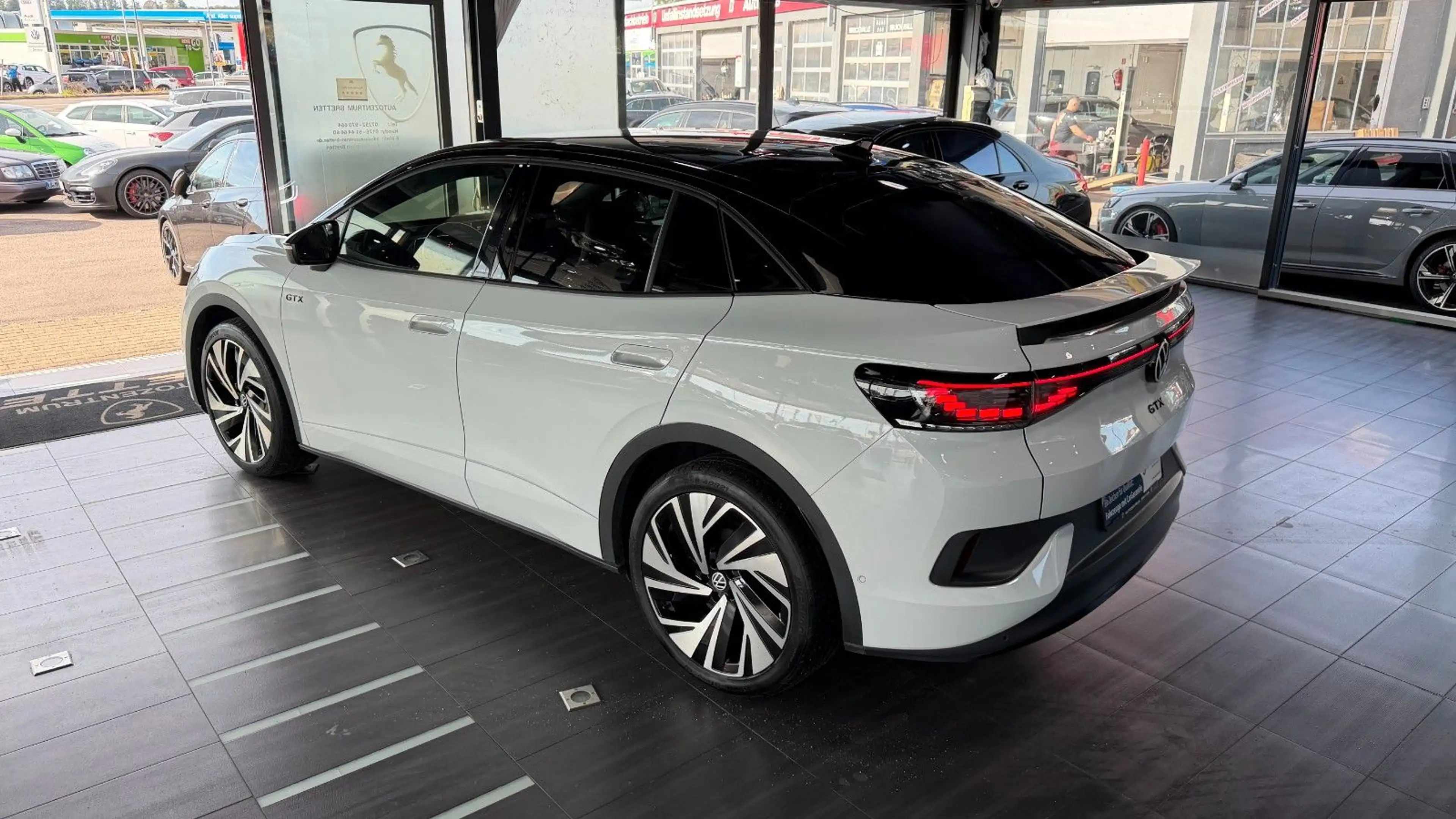 Volkswagen ID.5 GTX 220 kW 4Motion*Pano*Matrix*Wärmepumpe* — photo 7