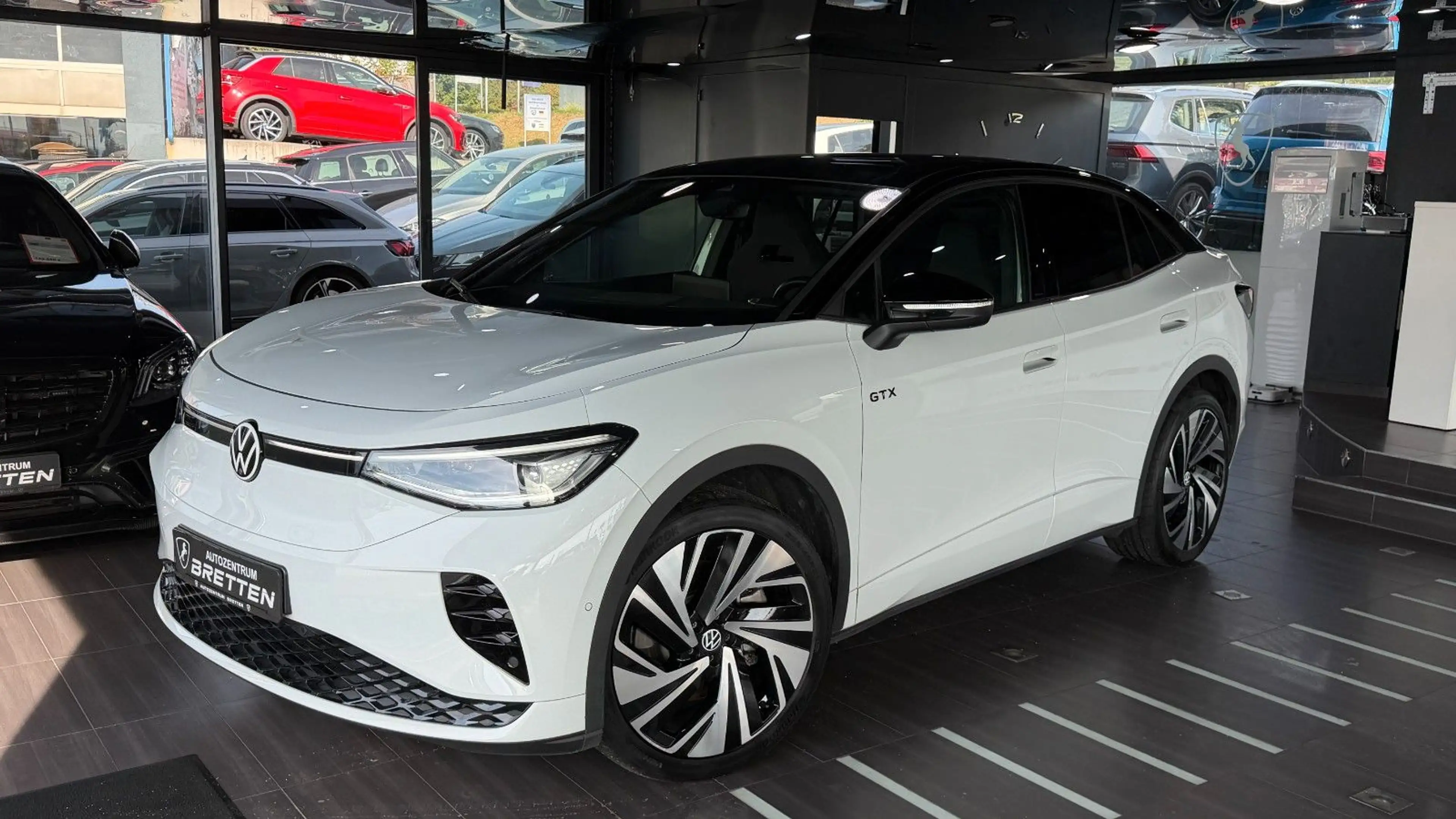 Volkswagen ID.5 GTX 220 kW 4Motion*Pano*Matrix*Wärmepumpe* — photo 9