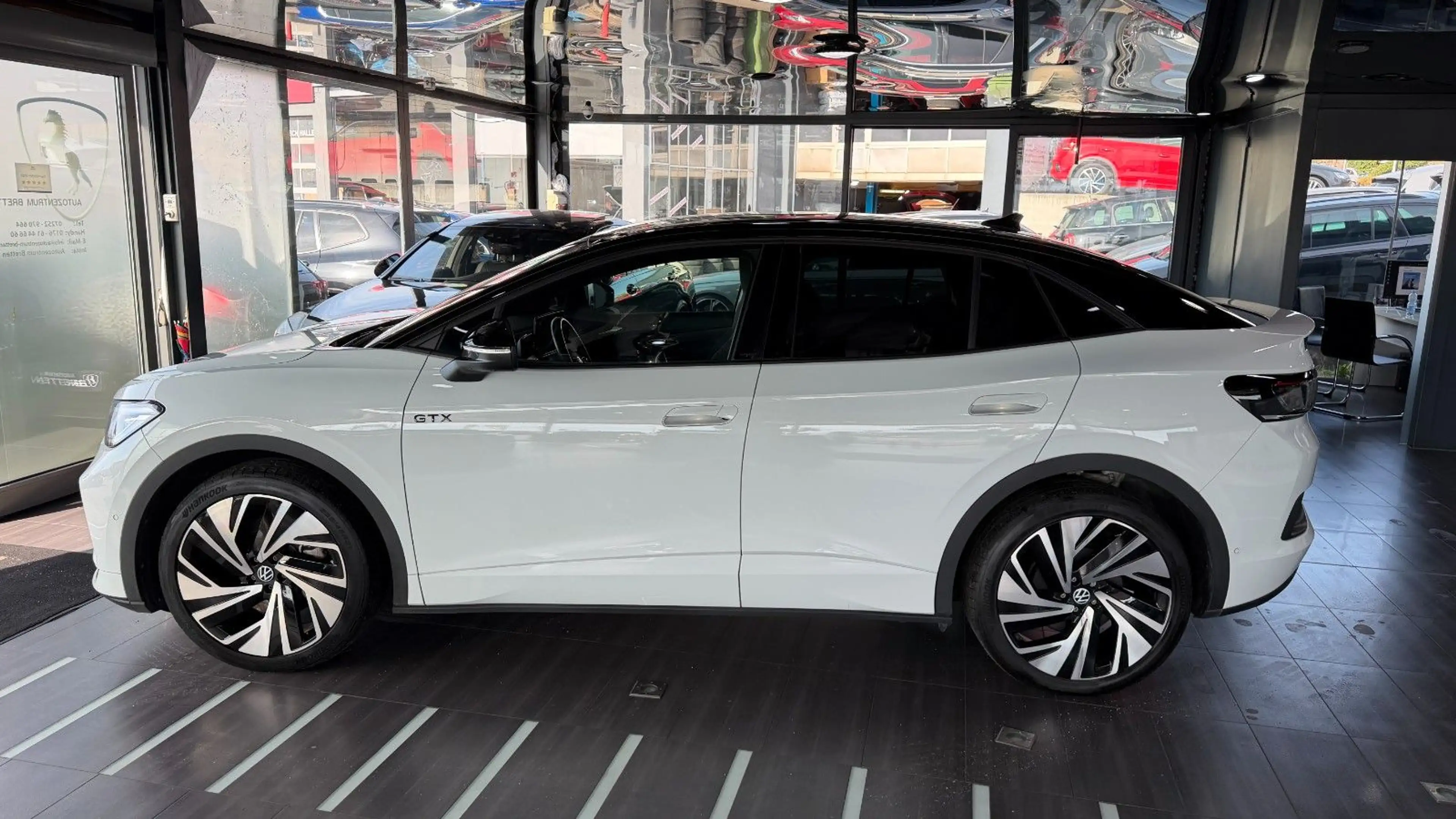 Volkswagen ID.5 GTX 220 kW 4Motion*Pano*Matrix*Wärmepumpe* — photo 8