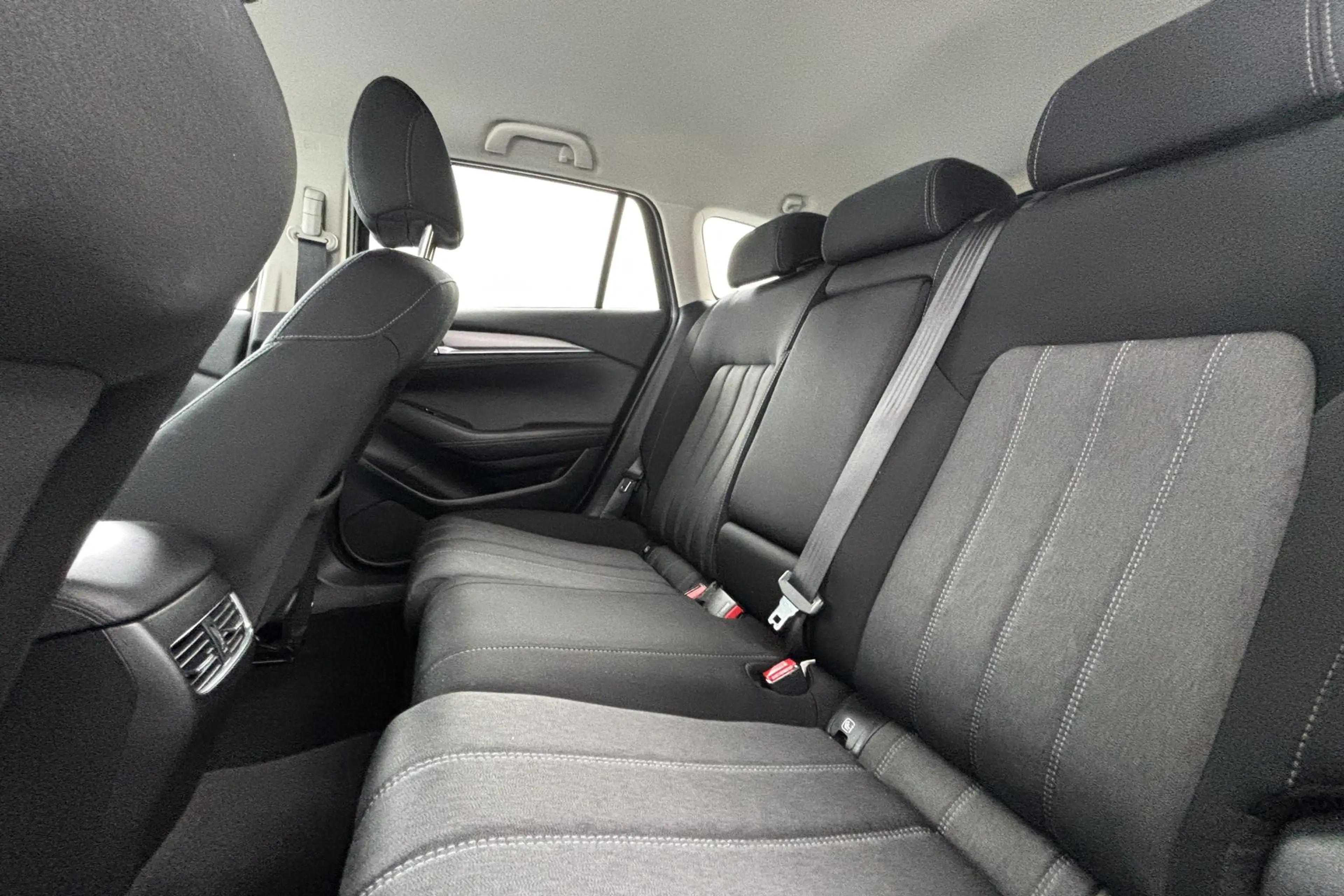 Mazda 6 Sportbreak 2.0 SkyActiv-G 165 Centre-Line Ruime st — photo 5