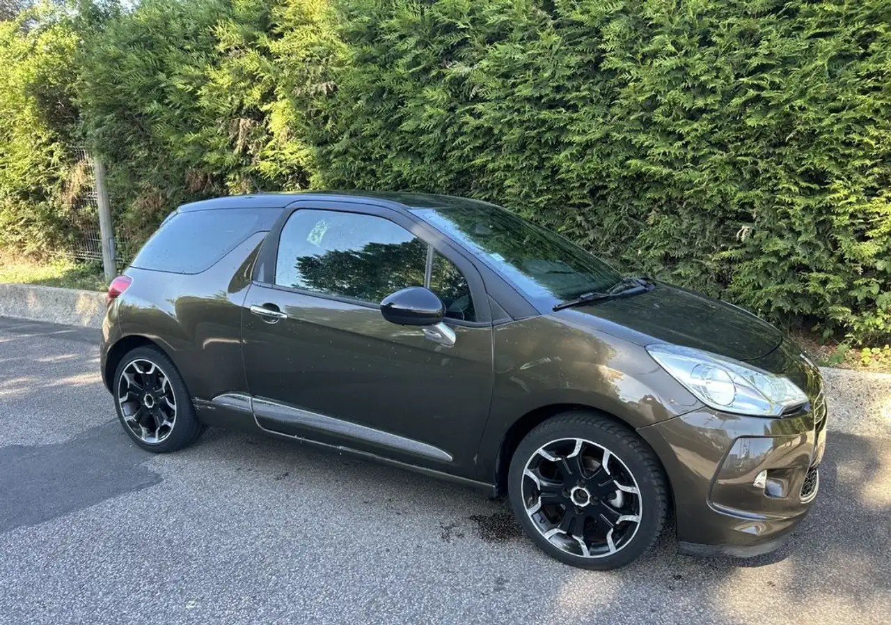 Citroen DS3 1.6 hdi 90 cv so chic 2012 ct ok 4x