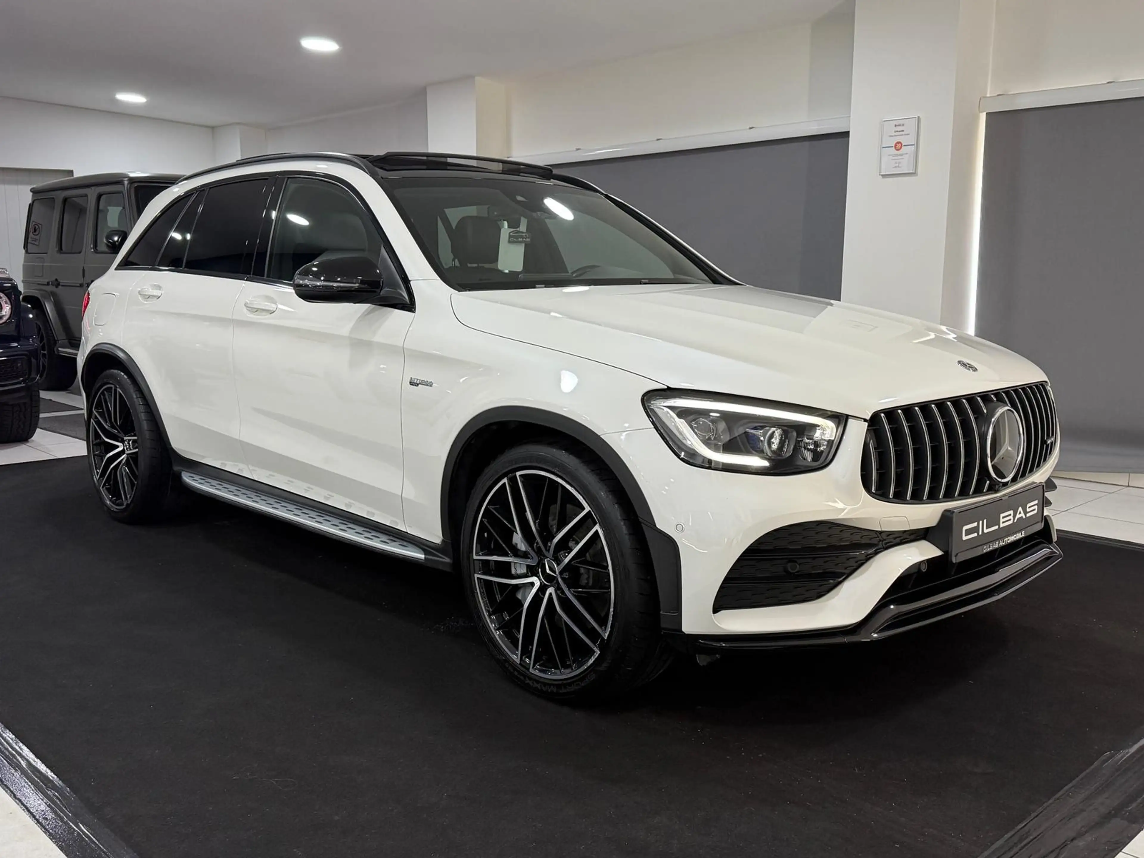 Mercedes-Benz GLC 43 AMG 4M 9G PANO*DIGITAL T*MEMORY*BURMESTER — photo 2